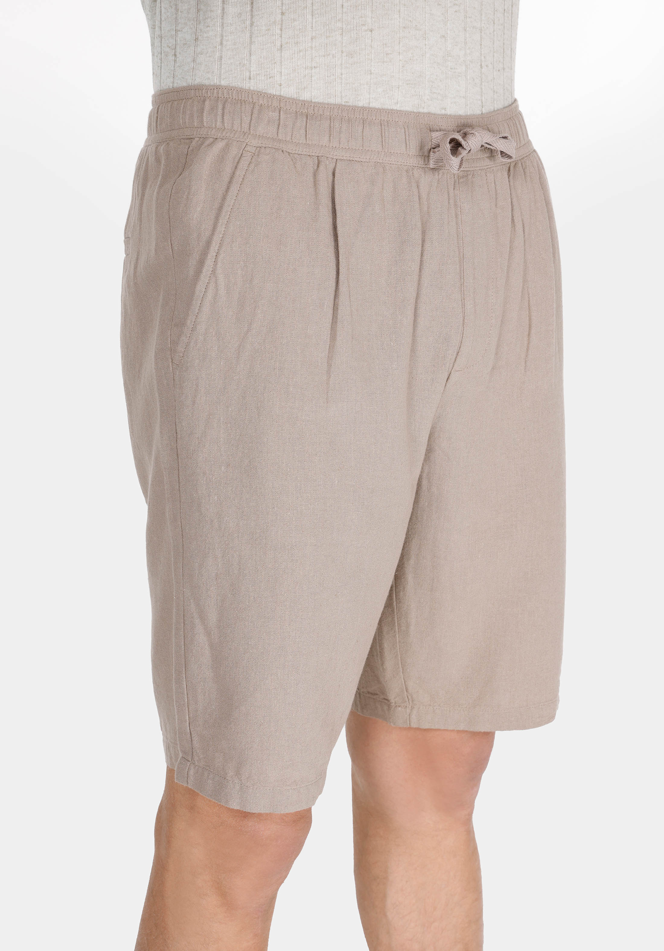 Regular Fit Orta Bel Düz Erkek Bej Şort