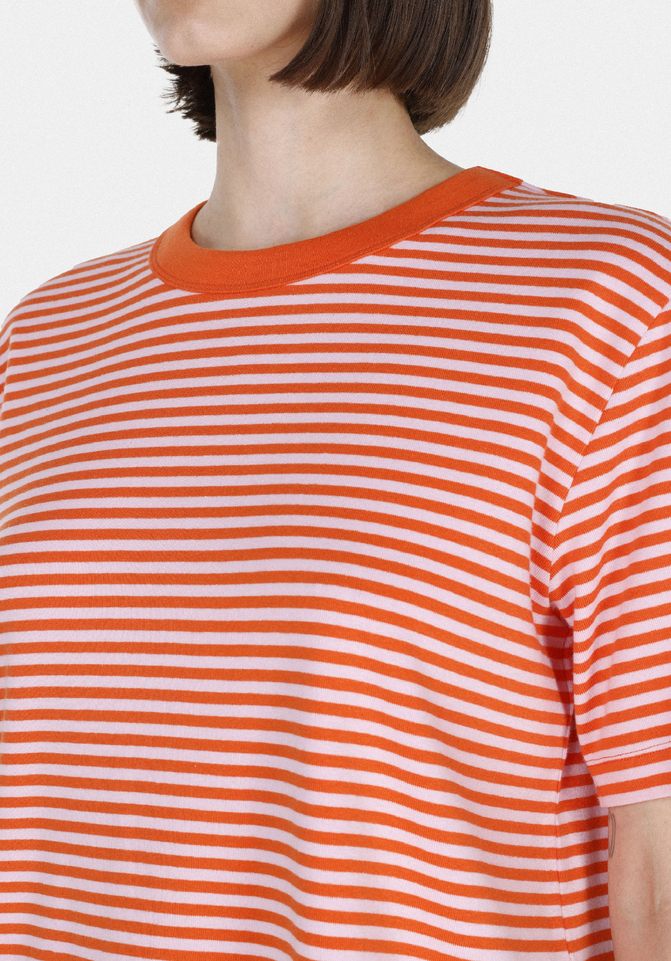 Regular Fit Yuvarlak Yaka Çizgili Kadın Kirmizi Kısa Kol Tişört