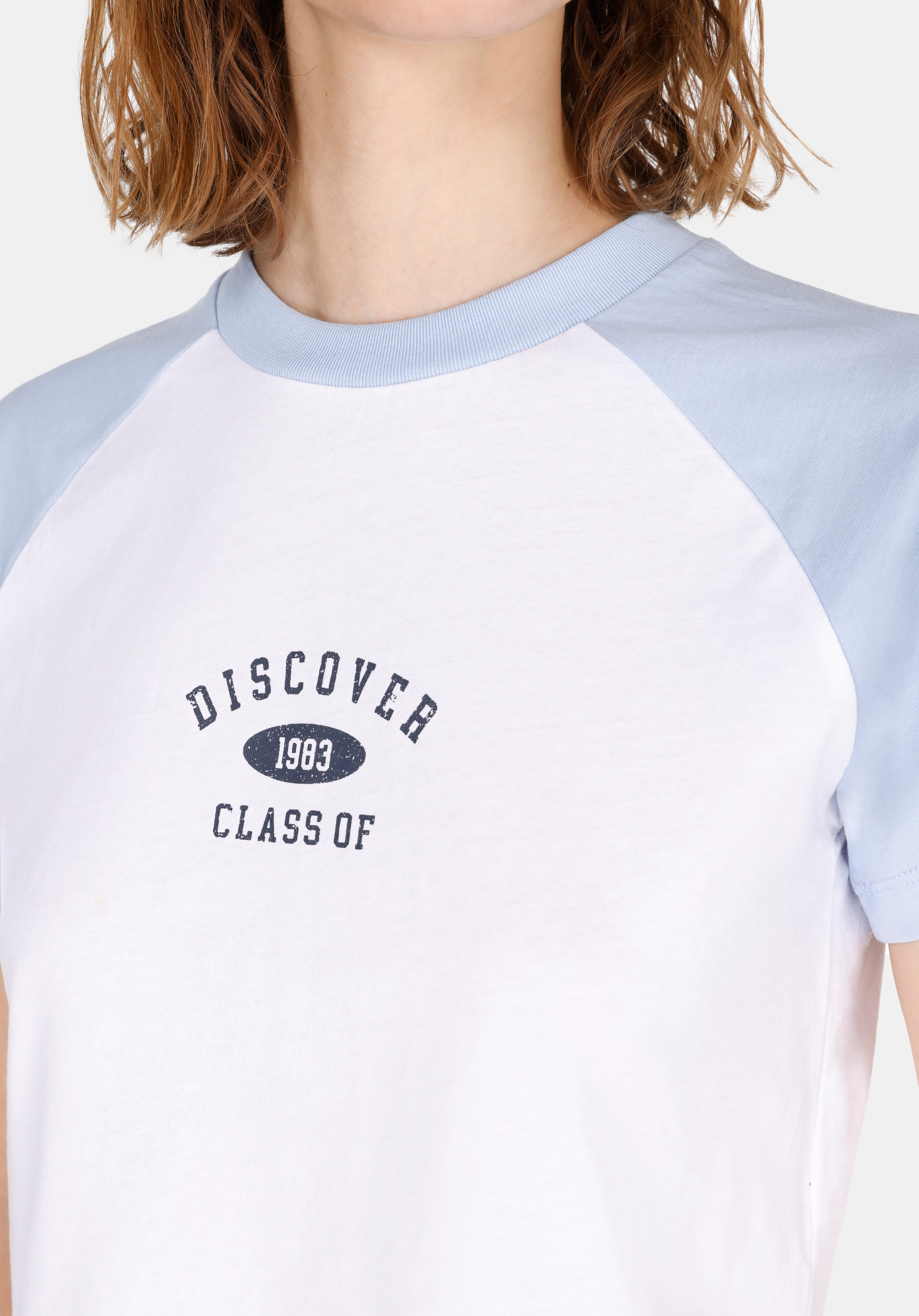 Slim Fit Yuvarlak Yaka Baskılı Kadın Beyaz Kısa Kol Tişört