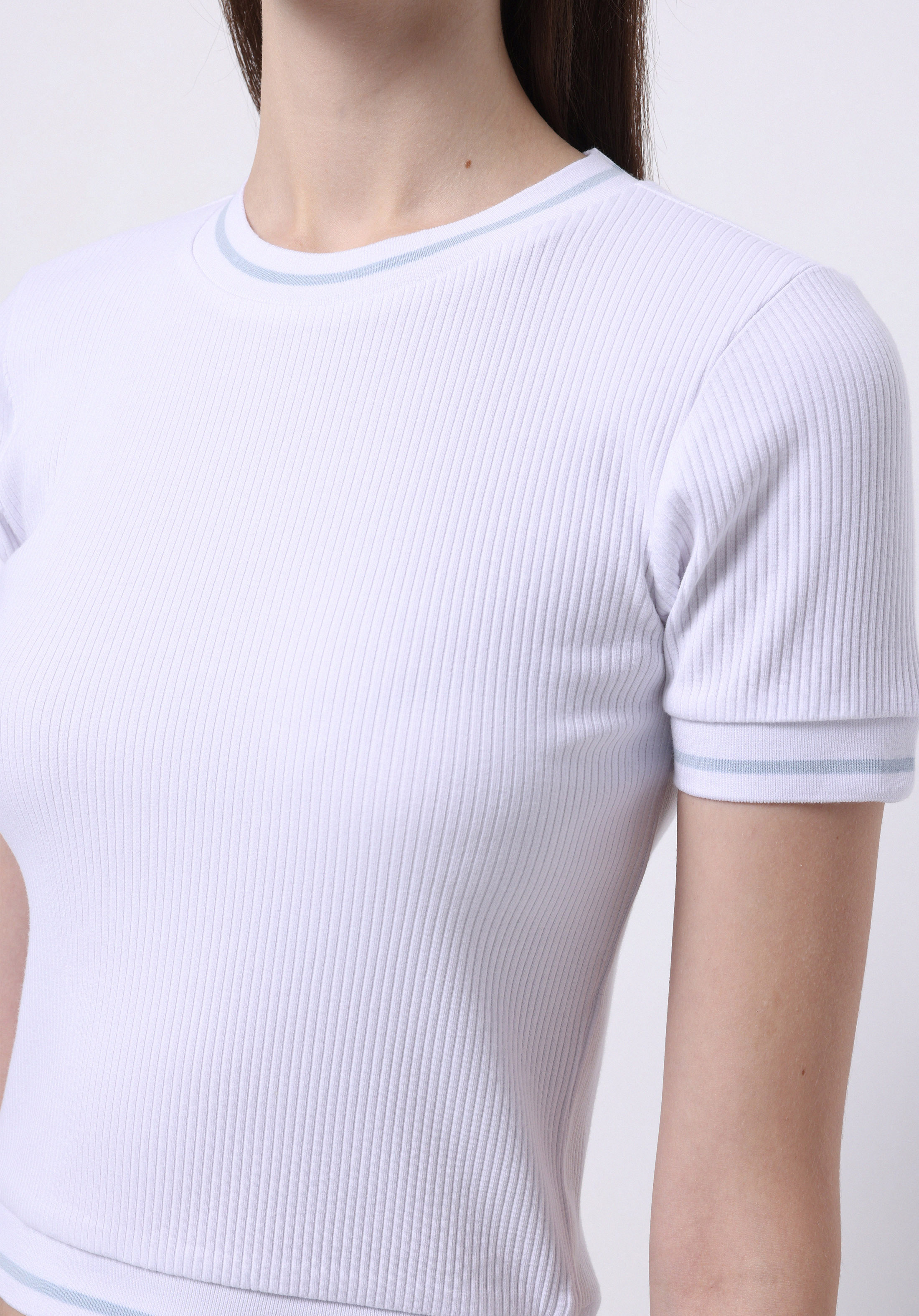 Slim Fit Yuvarlak Yaka Düz Kadın Beyaz Kısa Kol Tişört