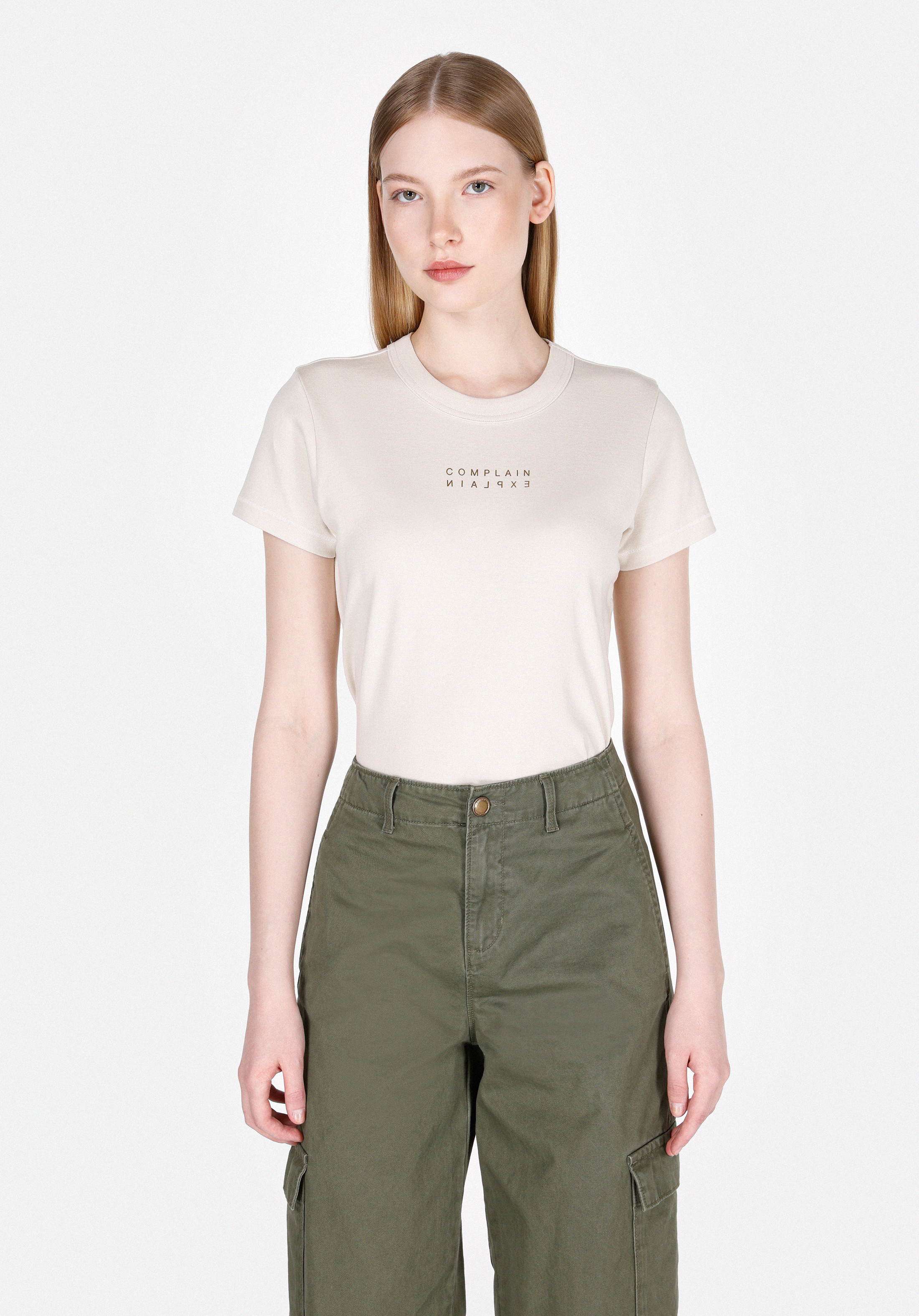 Slim Fit Yuvarlak Yaka Baskılı Kadın Ekru Kısa Kol Tişört