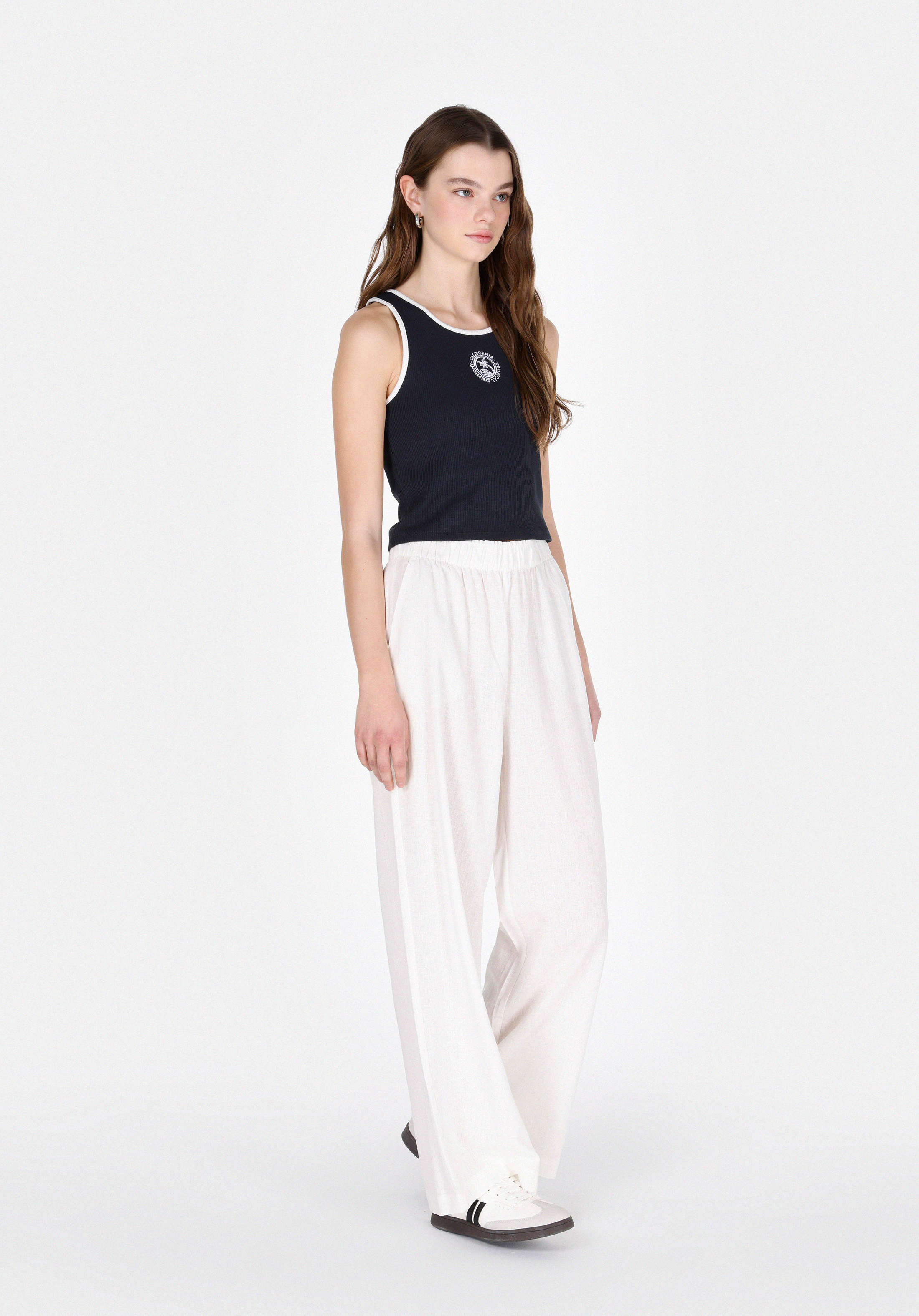 Regular Fit Yüksel Bel Geniş Paça Kadın Beyaz  Pantolon