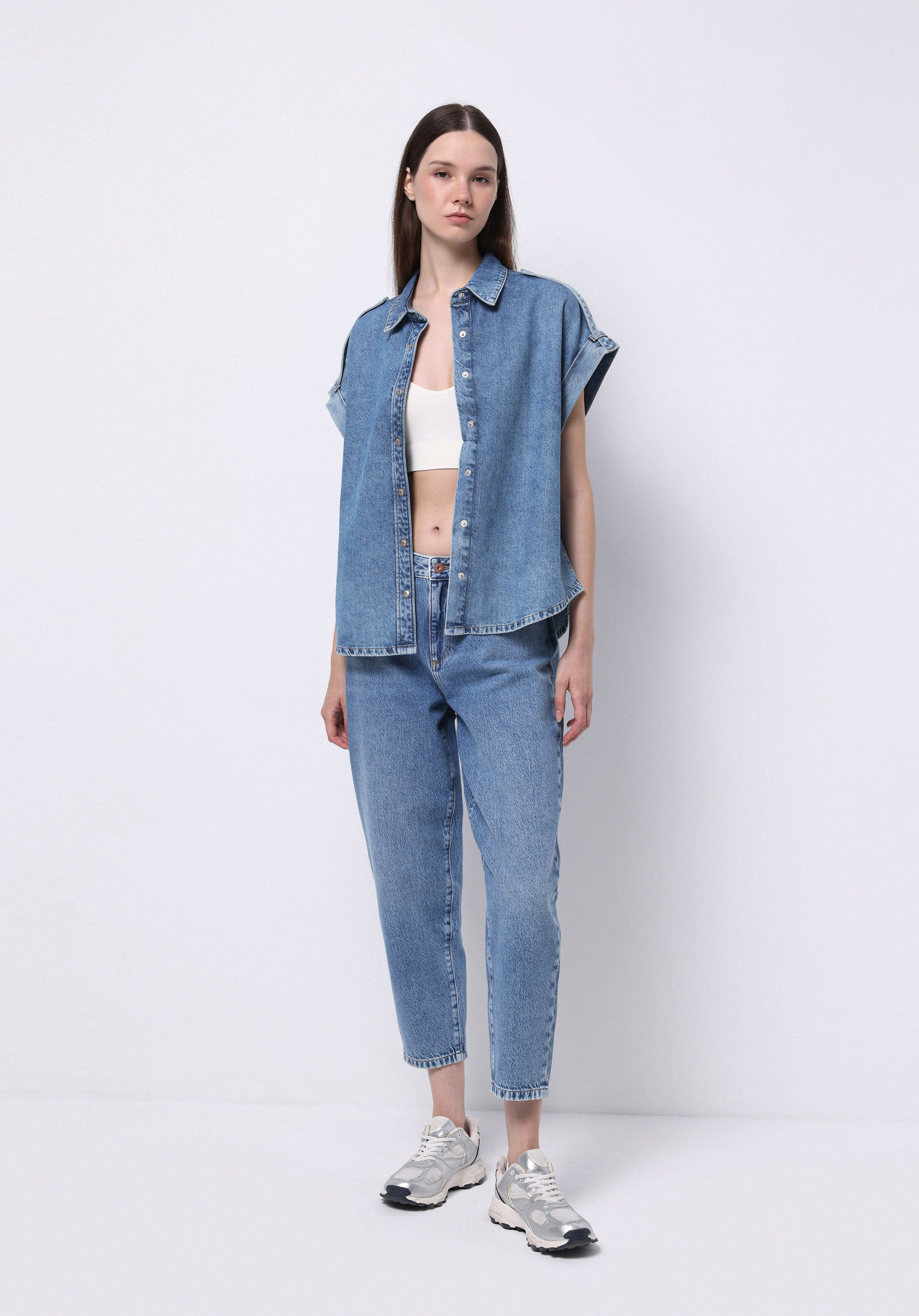 Barrel Fit Orta Bel Daralan Paça Kadın Mid İndigo Denim Jean Pantolon