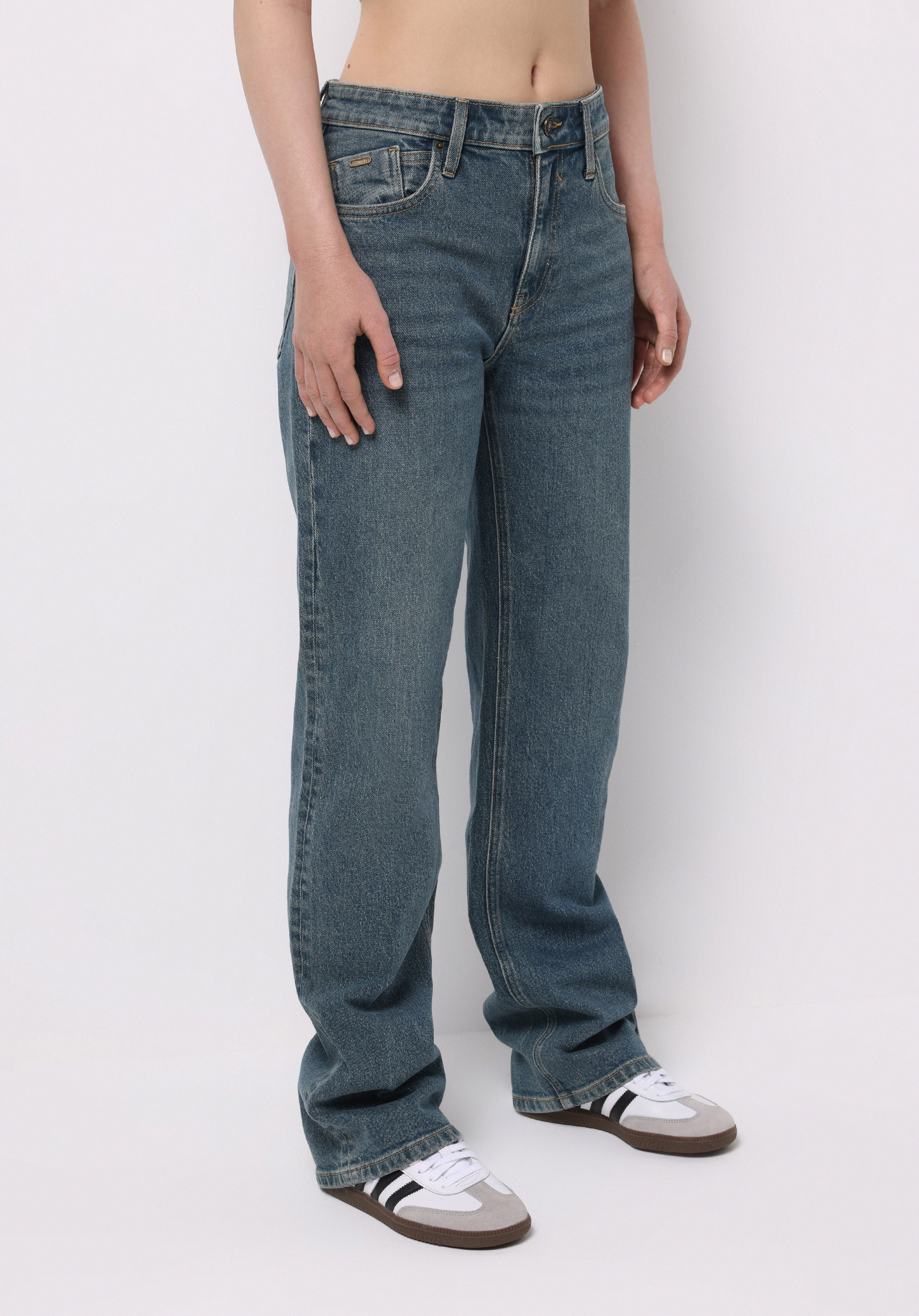 Straight Fit Orta Bel Tam Boy Paça Kadın İndigo Jean Pantolon