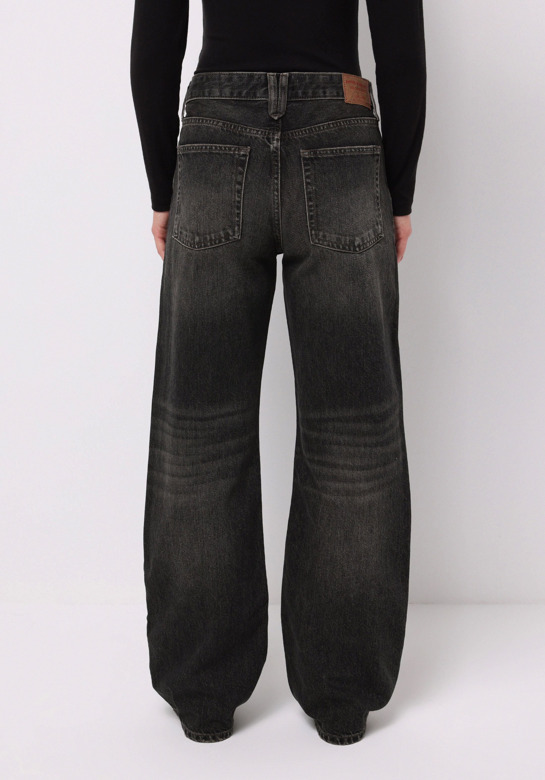 Straight Fit   Kadın Siyah Jean Pantolon