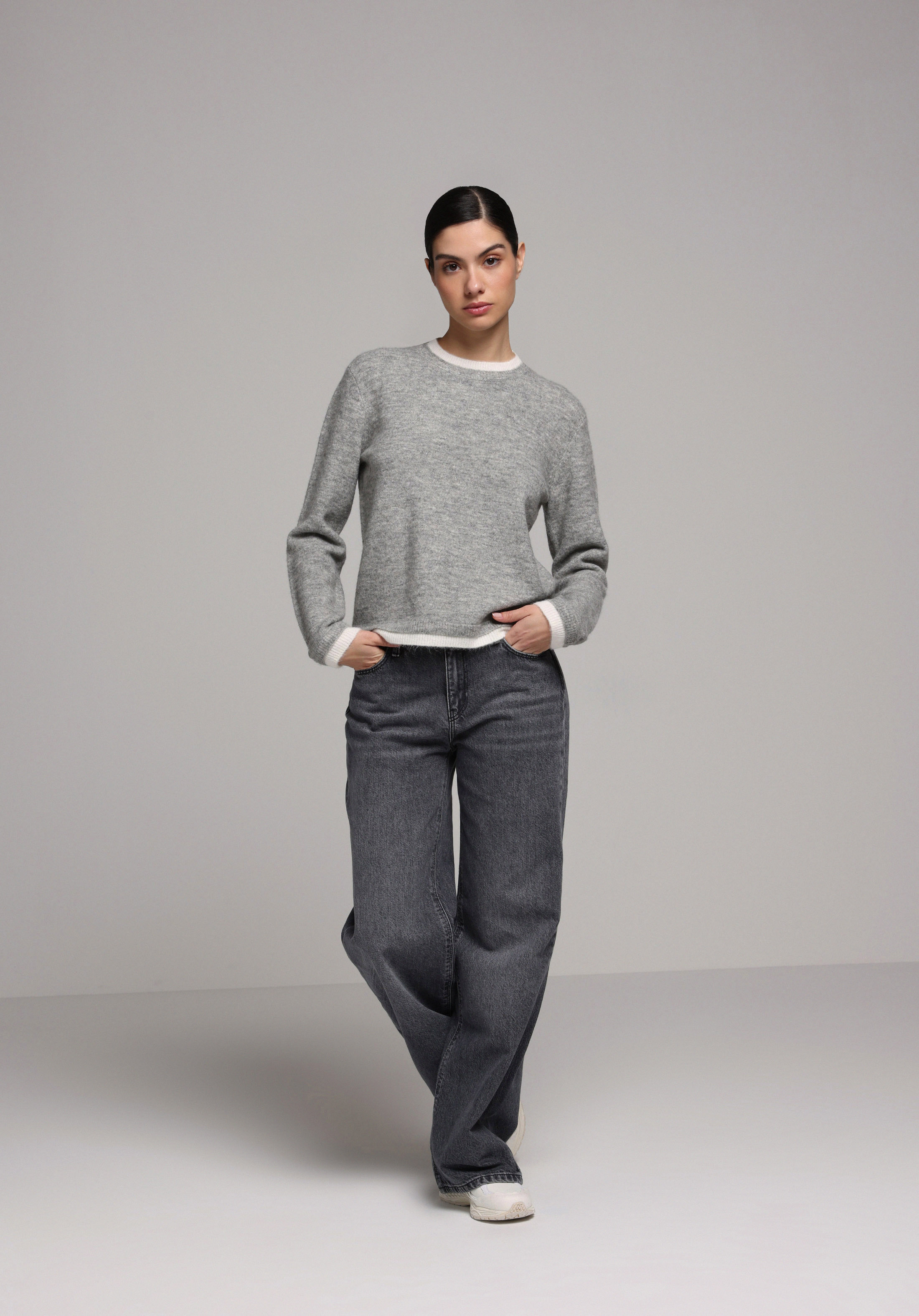 Regular Fit   Kadın Siyah Jean Pantolon