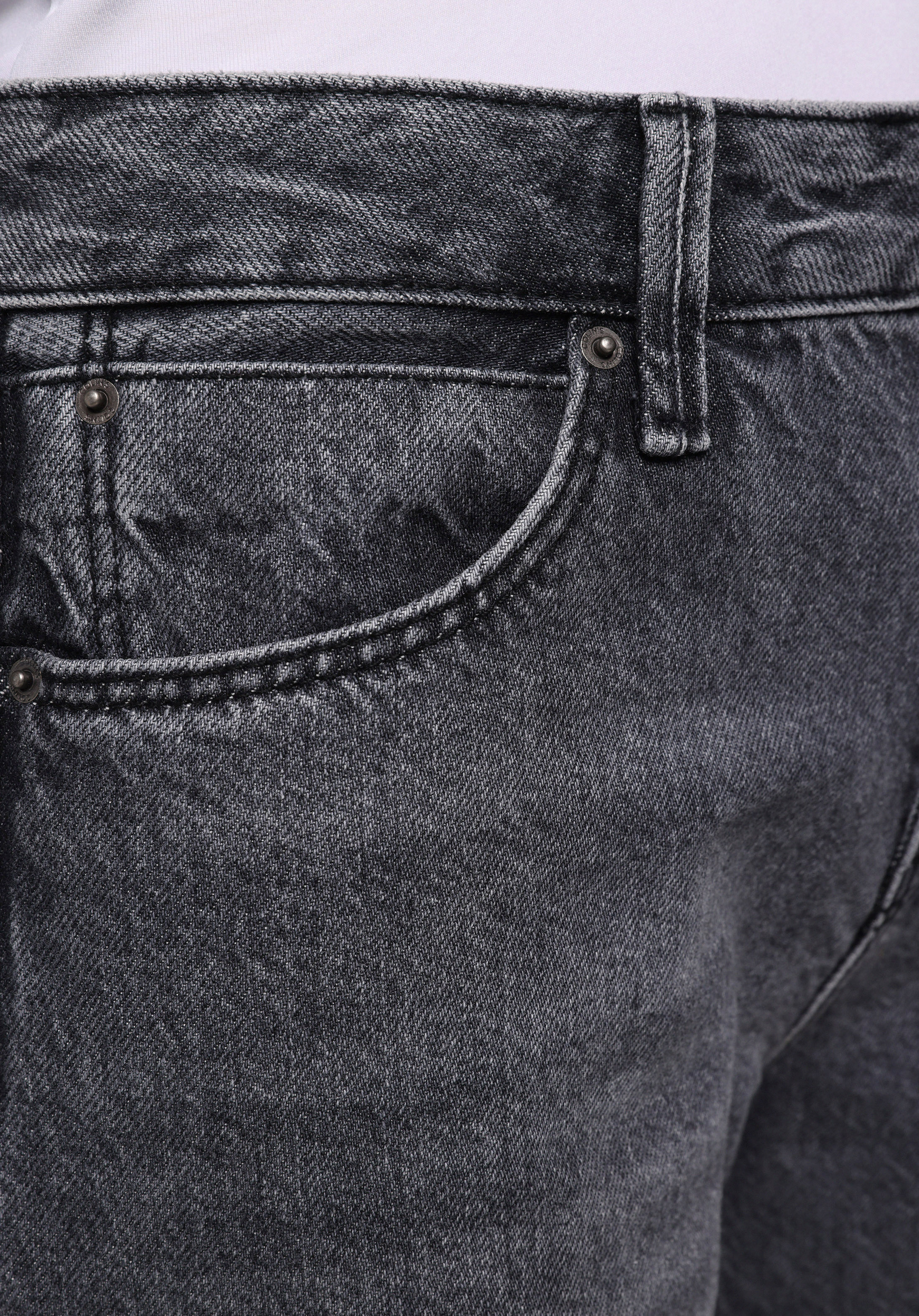 Regular Fit   Kadın Siyah Jean Pantolon