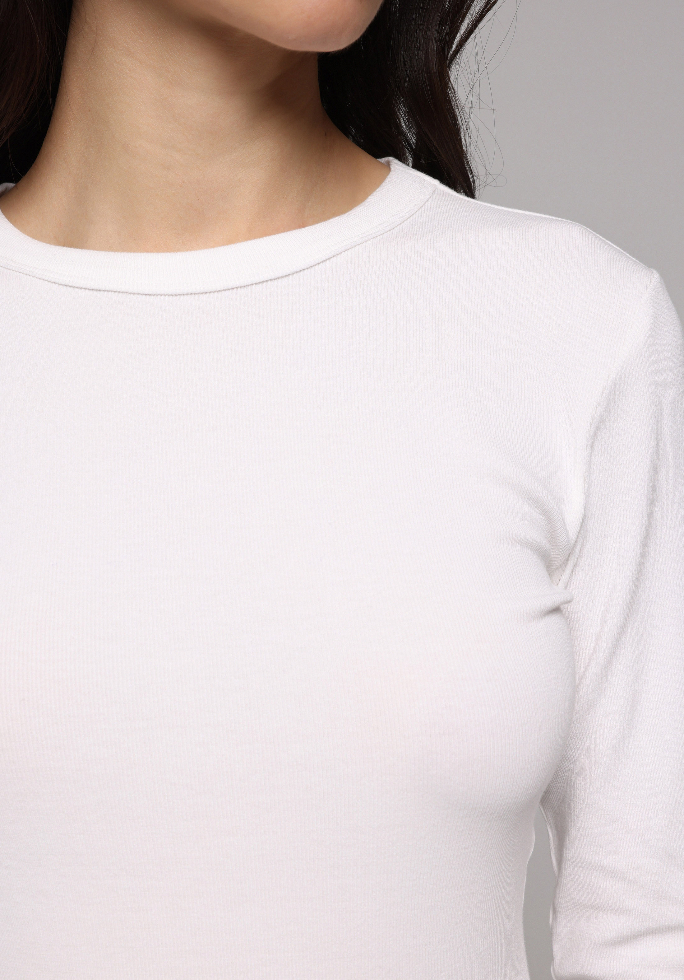 Slim Fit Yuvarlak Yaka Düz Kadın Beyaz Uzun Kol Tişört