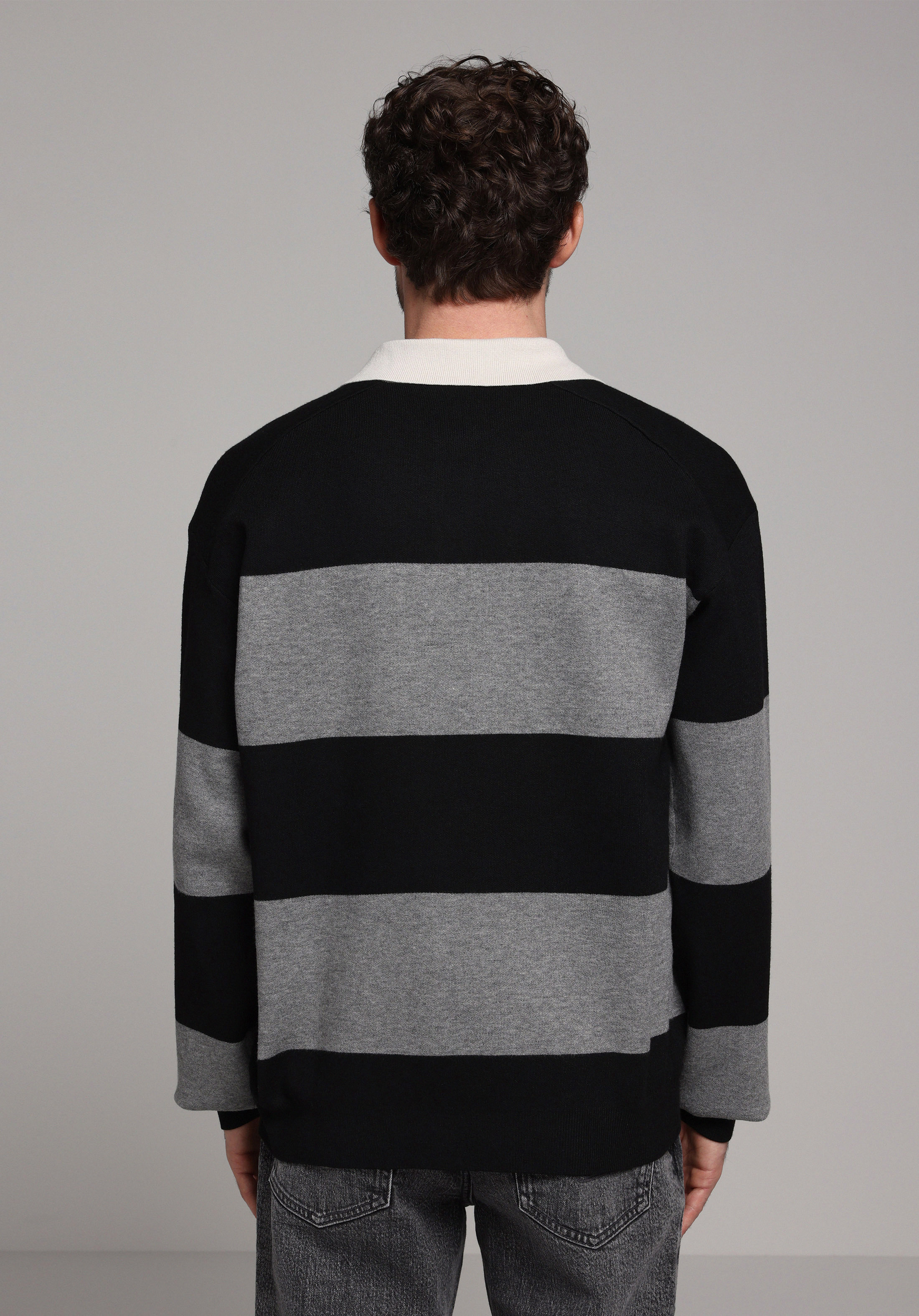 Comfort Fit Polo Yaka Jakarlı Erkek Siyah Kazak