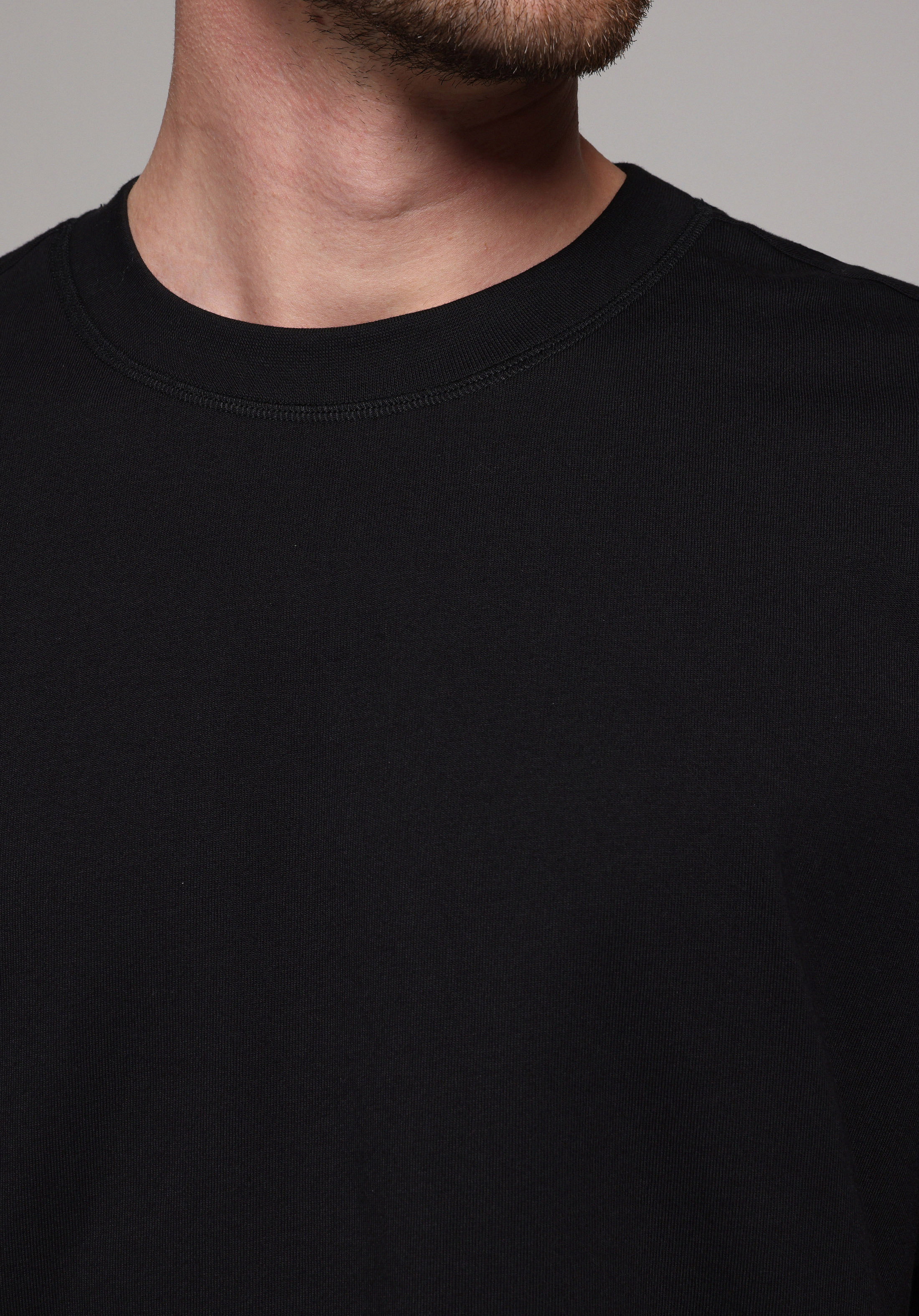 Oversize Fit Yuvarlak Yaka Düz Erkek Siyah Kısa Kol Tişört