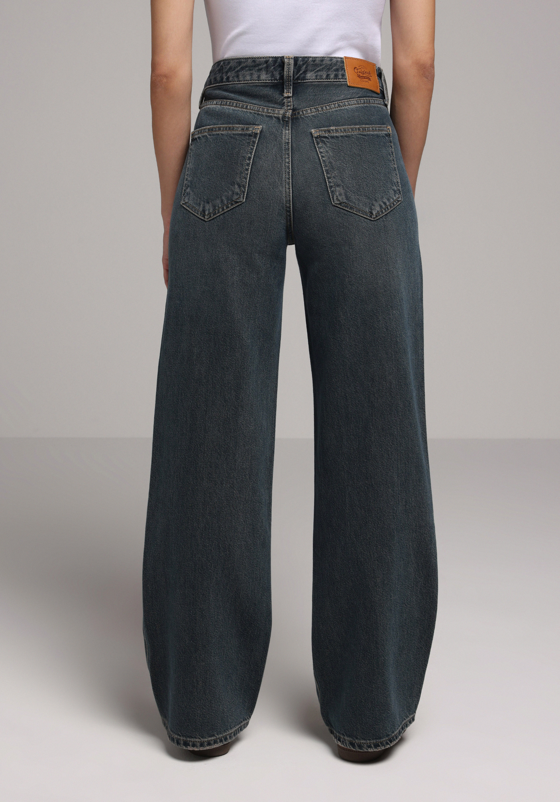 Regular Fit   Kadın Koyu İndigo Jean Pantolon