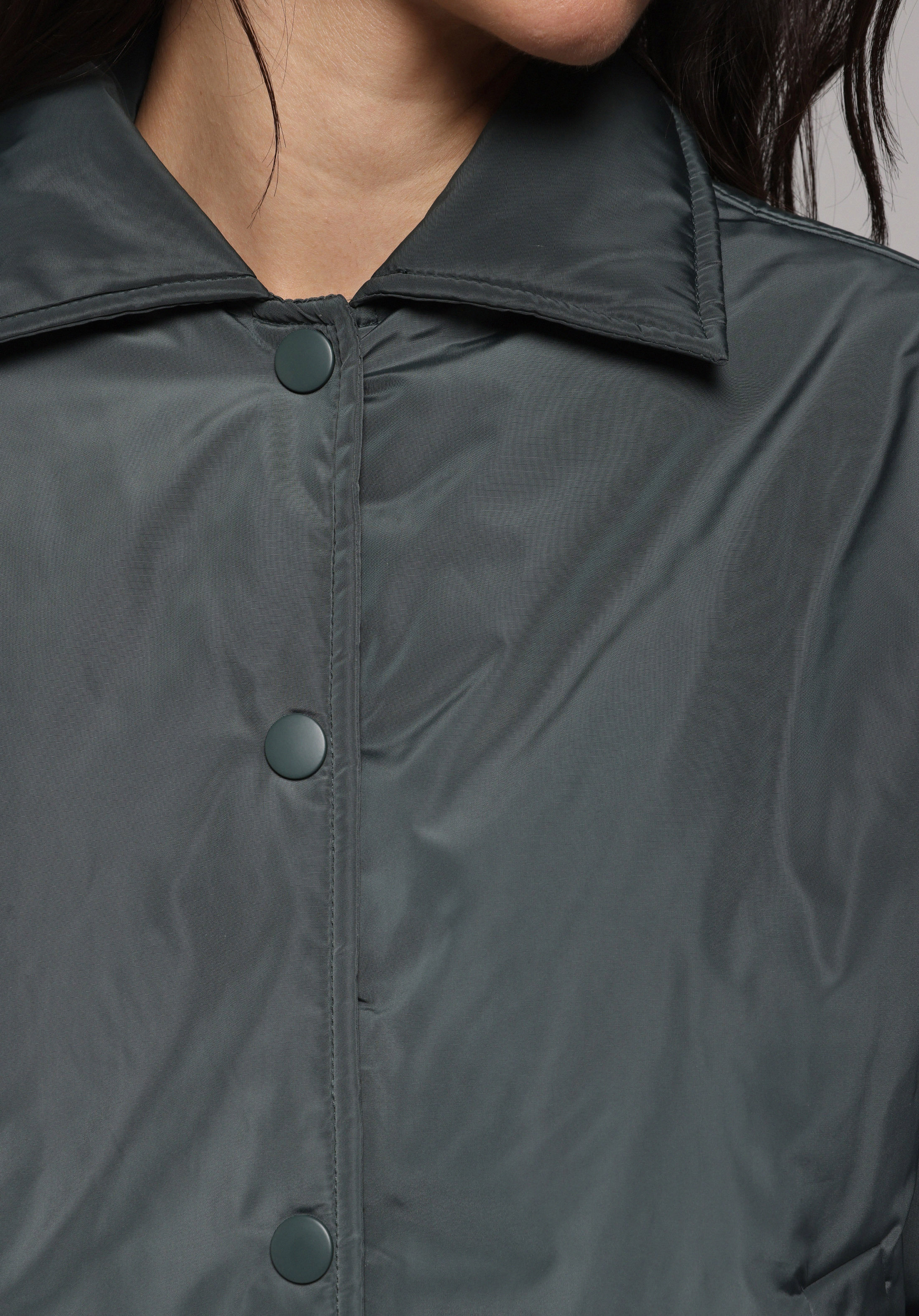 Regular Fit Polo Yaka Çıtçıtlı Astarlı Suya Dayanıklı Kadın Yeşil Mont