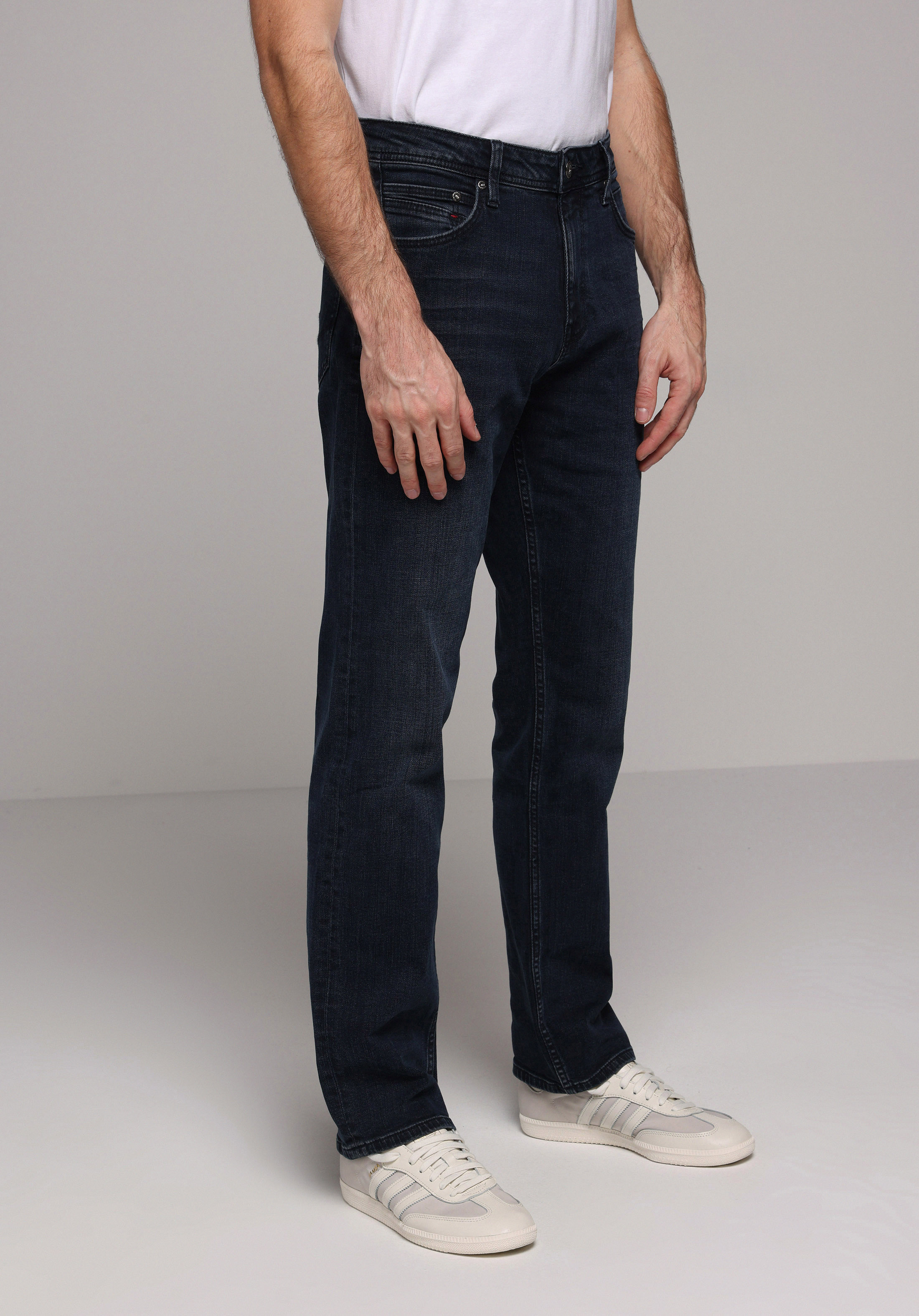 Regular Fit   Erkek Siyah Jean Pantolon