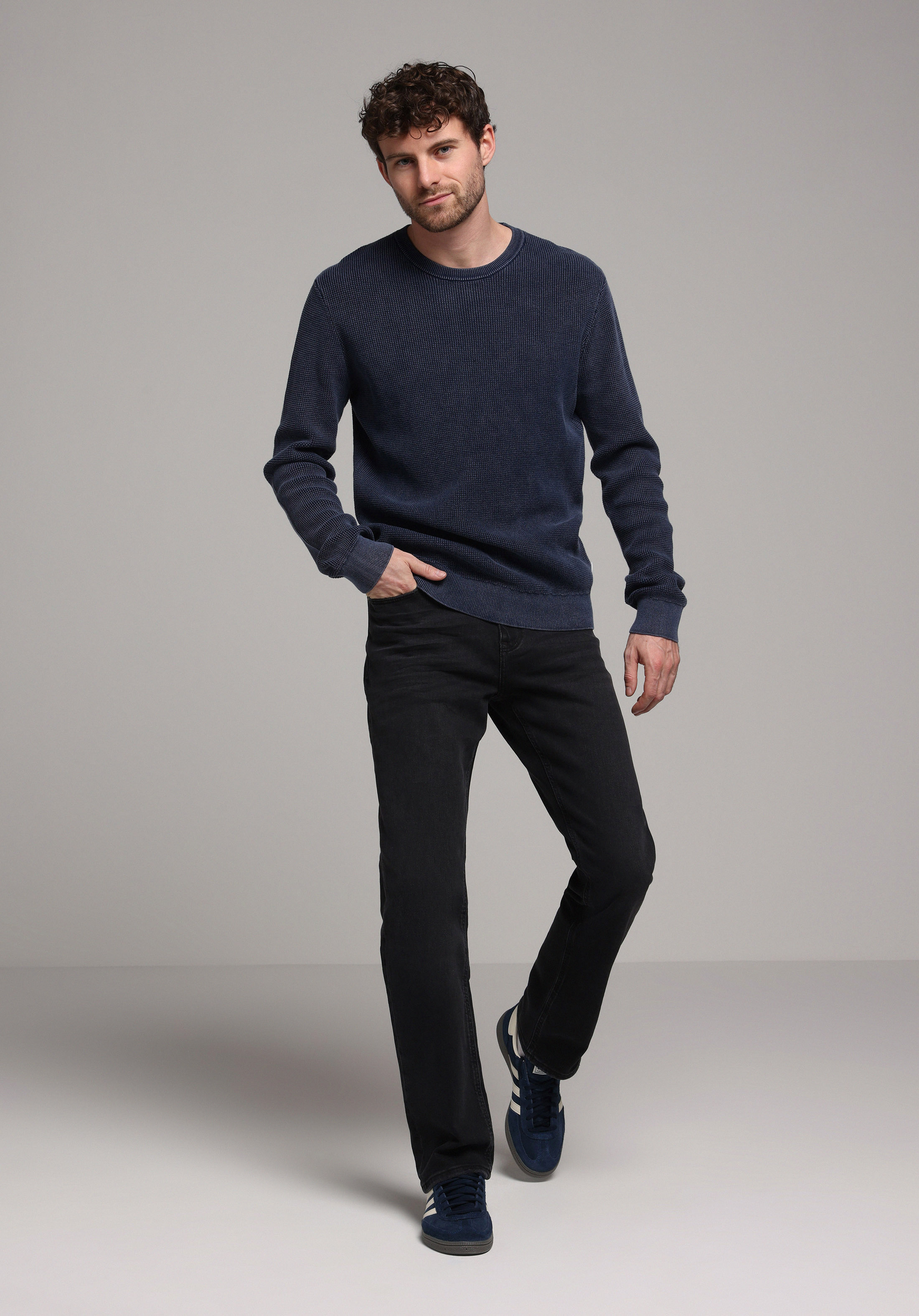 Regular Fit Yuvarlak Yaka Jakarlı Erkek Mavi Kazak