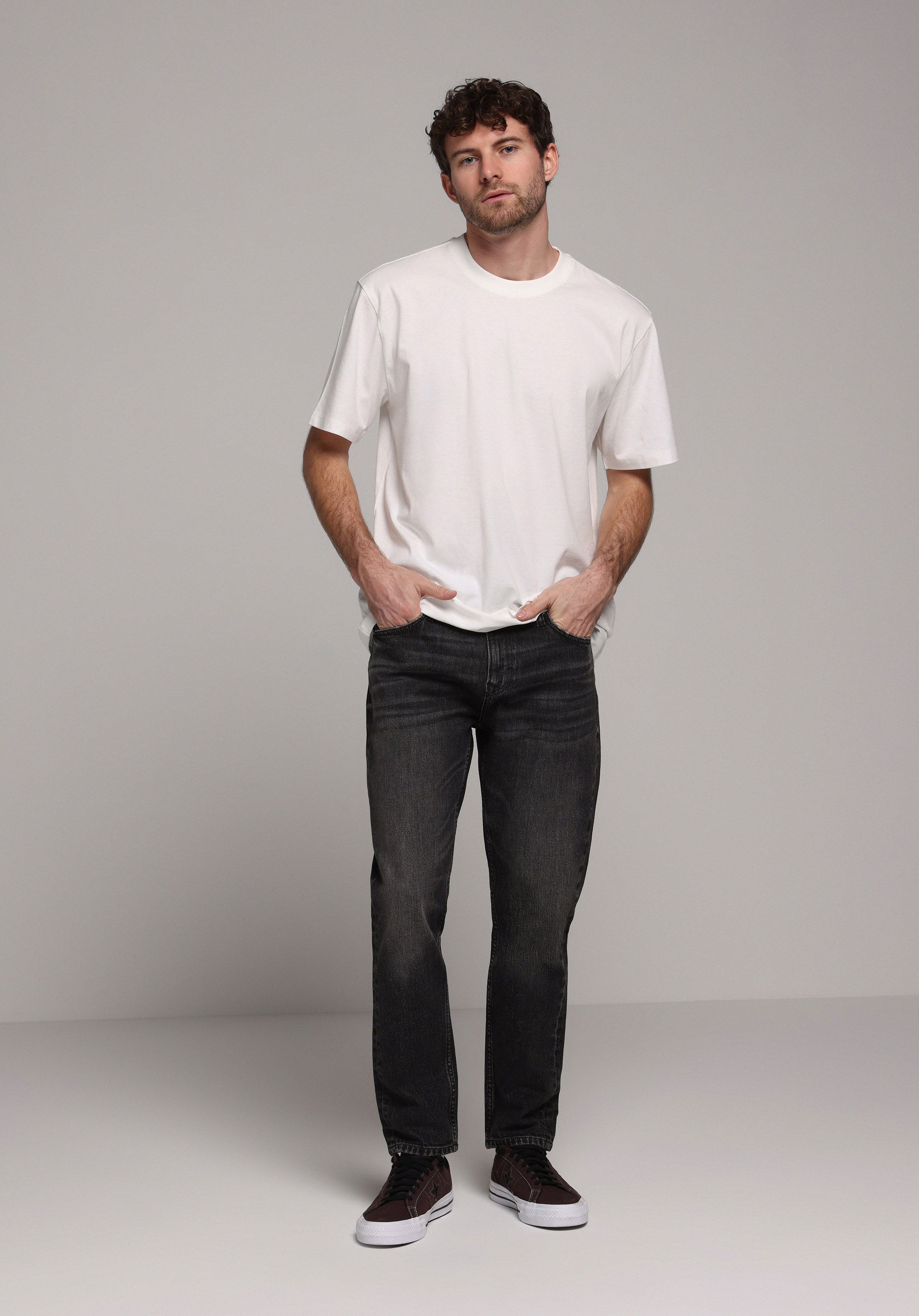 Regular Fit   Erkek Siyah Jean Pantolon