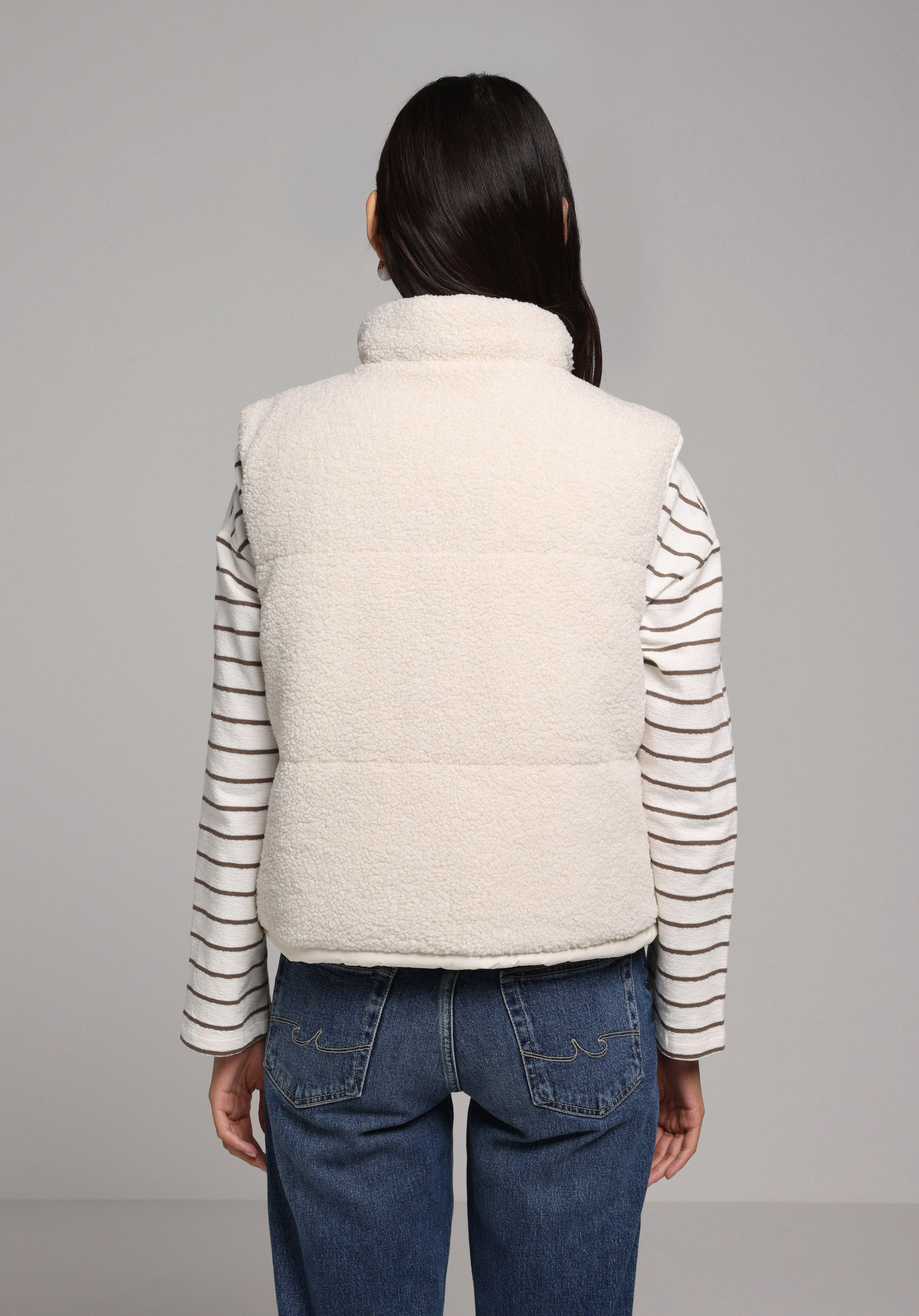 Regular Fit Dik Yaka Fermuarlı Astarlı Çift Yönlü Kadın Ekru Yelek