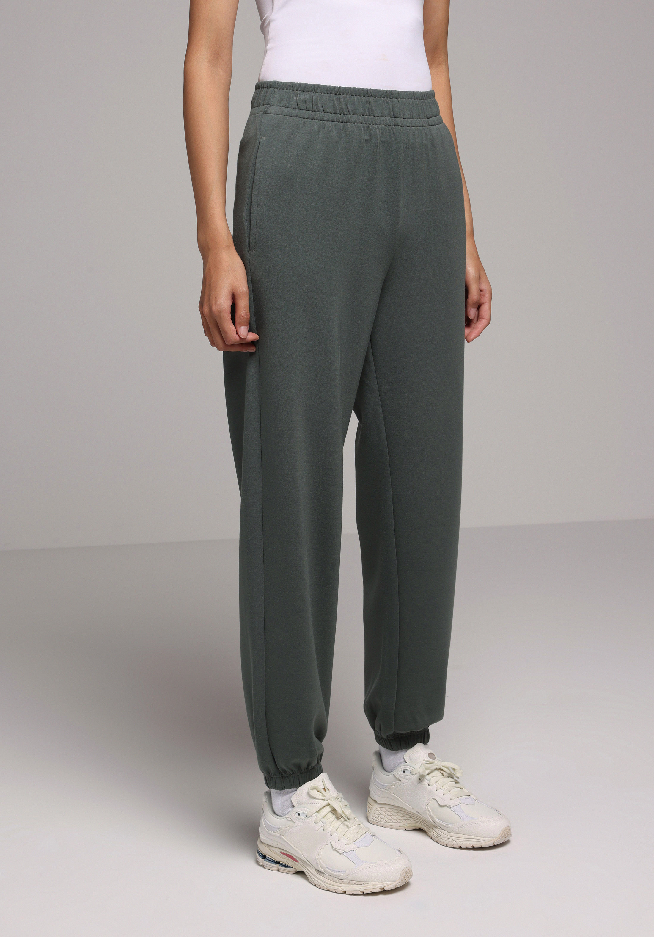 Regular Fit Orta Bel Düz Kadın Yeşil Eşofman Altı