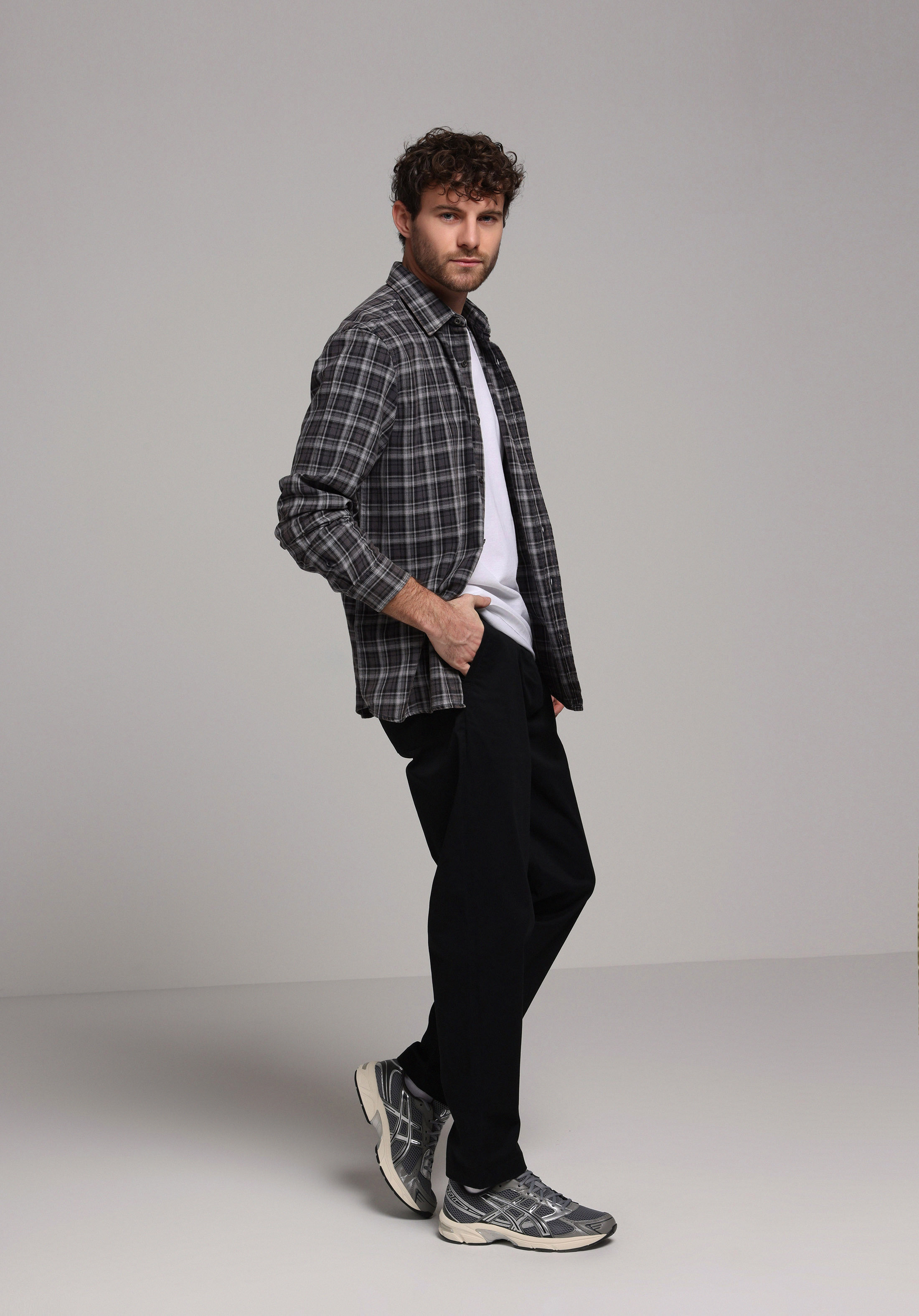 Regular Fit Orta Bel Düz Paça Erkek Siyah  Pantolon