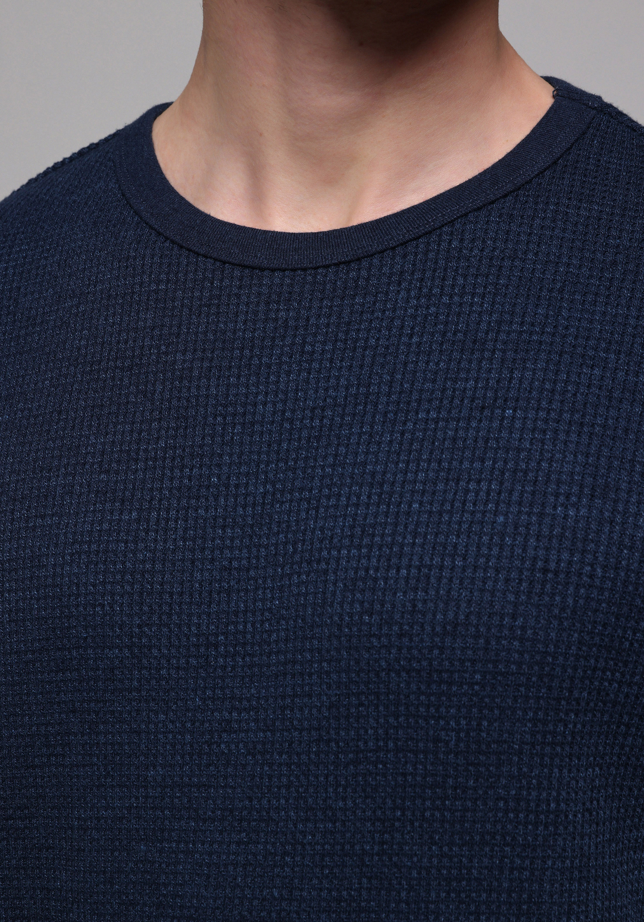 Regular Fit Yuvarlak Yaka Düz Erkek Mavi Uzun Kol Tişört