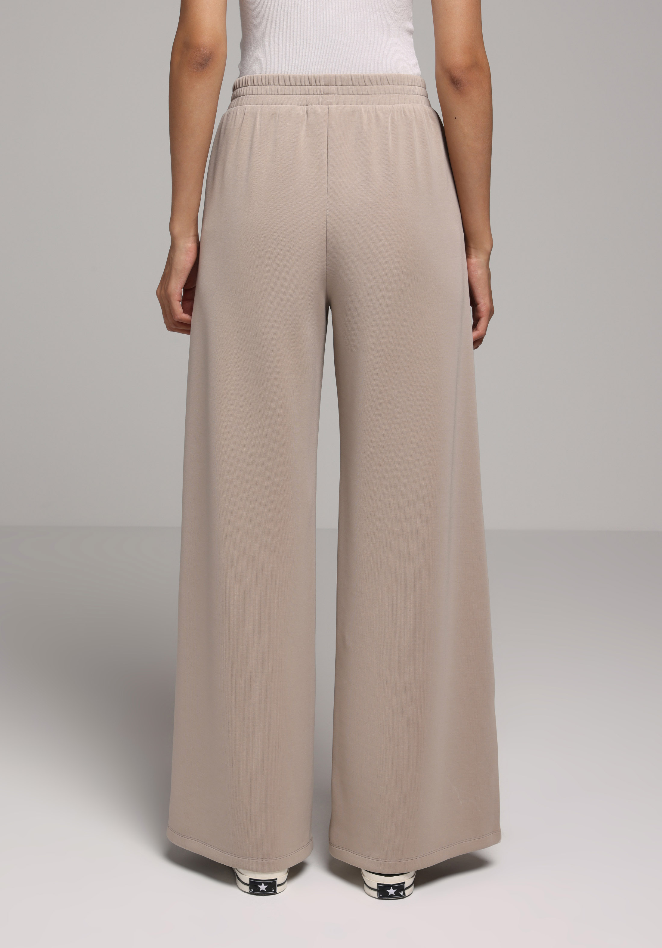 Regular Fit Orta Bel Düz Kadın Bej Eşofman Altı