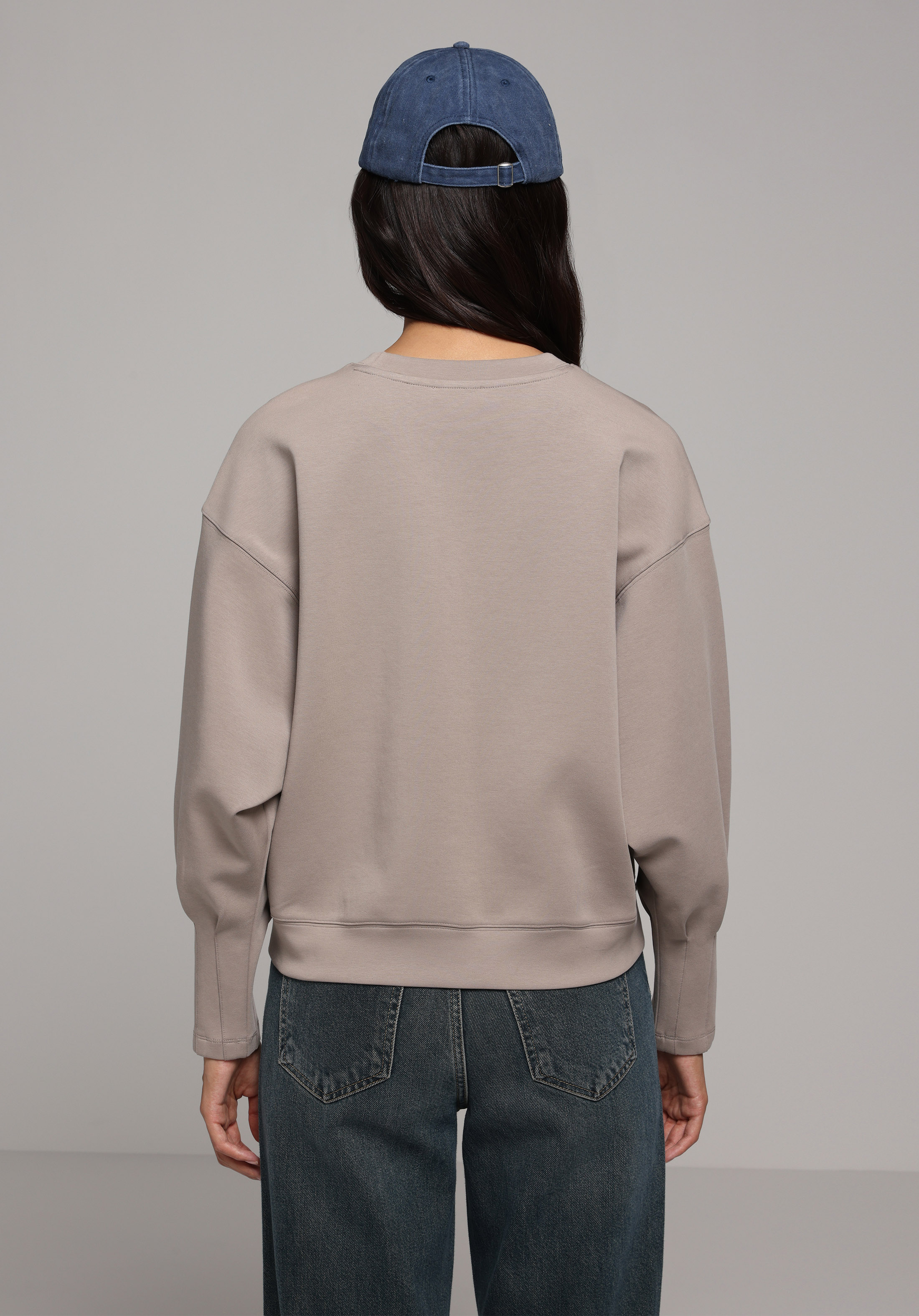 Regular Fit Yuvarlak Yaka Düz Kadın  Sweatshirt