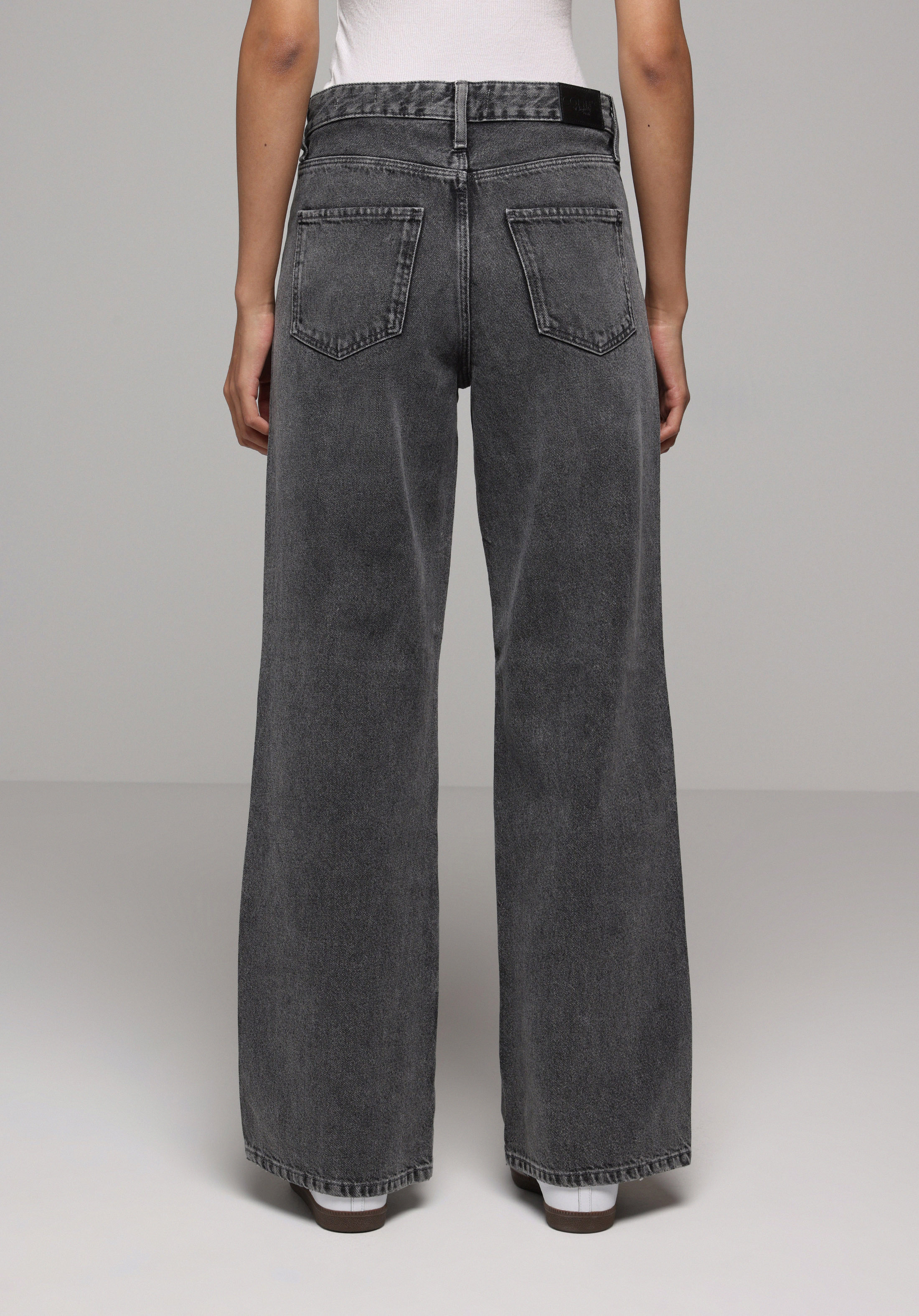 Regular Fit   Kadın Gri Jean Pantolon