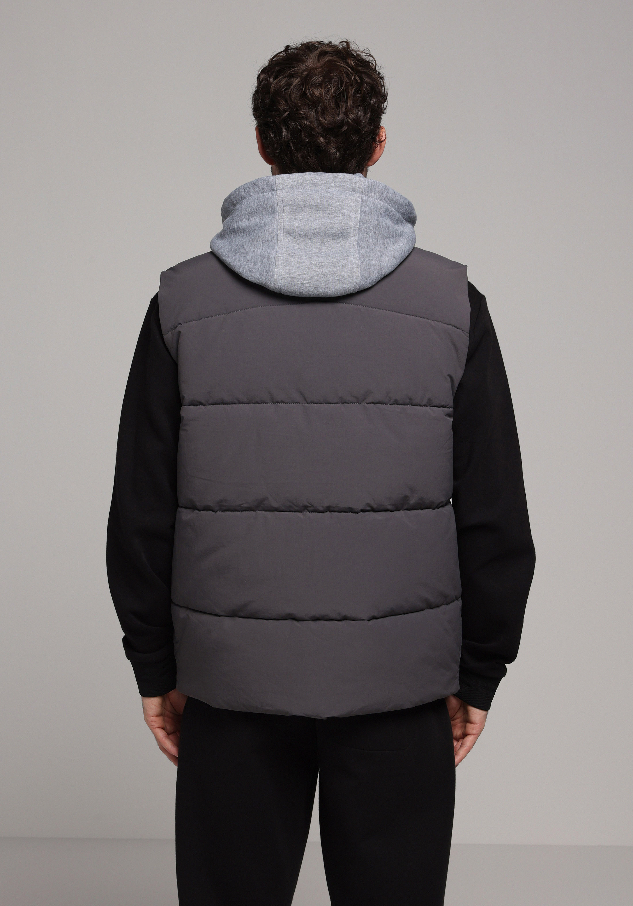 Regular Fit     Erkek Gri Yelek