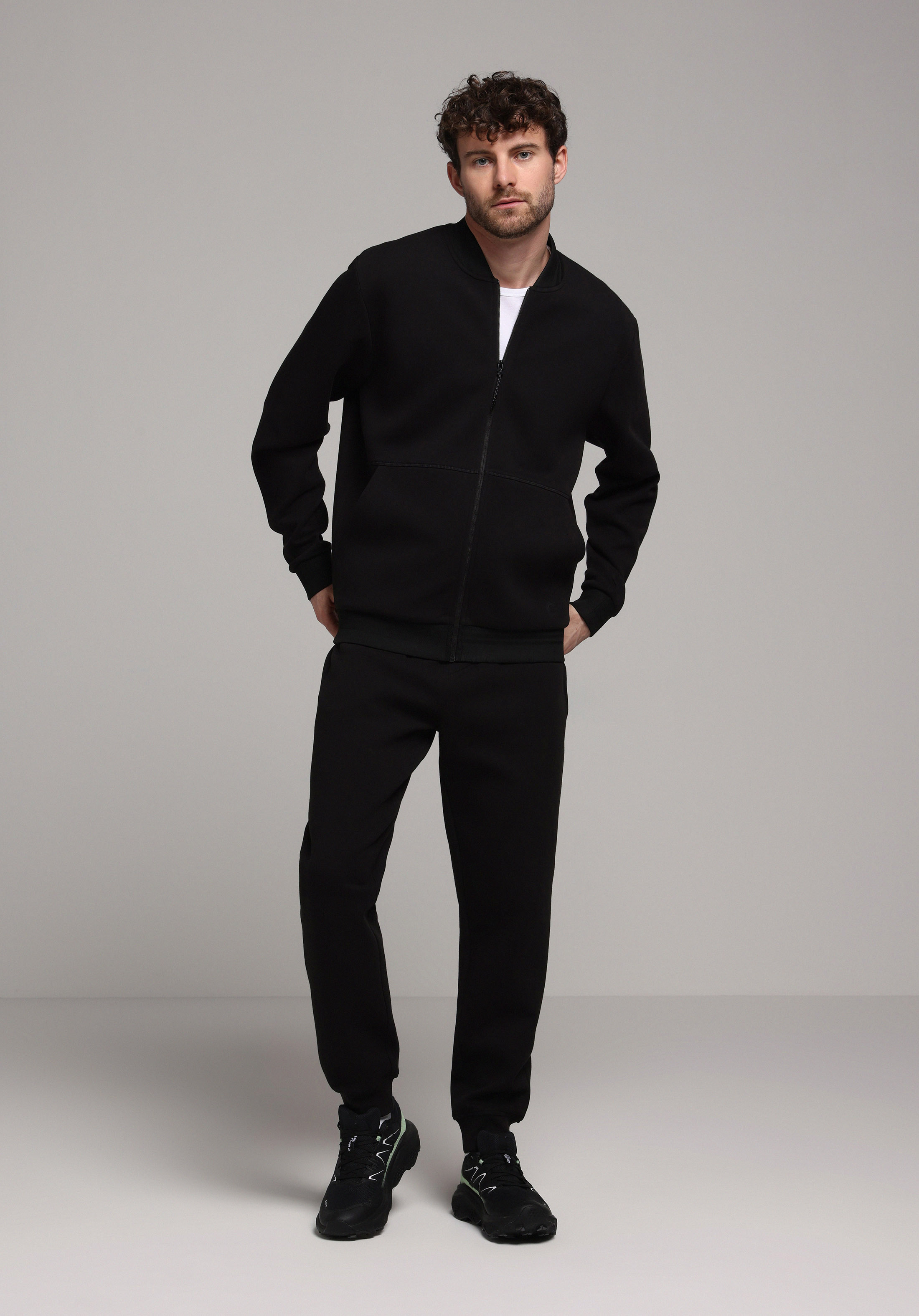 Regular Fit    Erkek Siyah Ceket