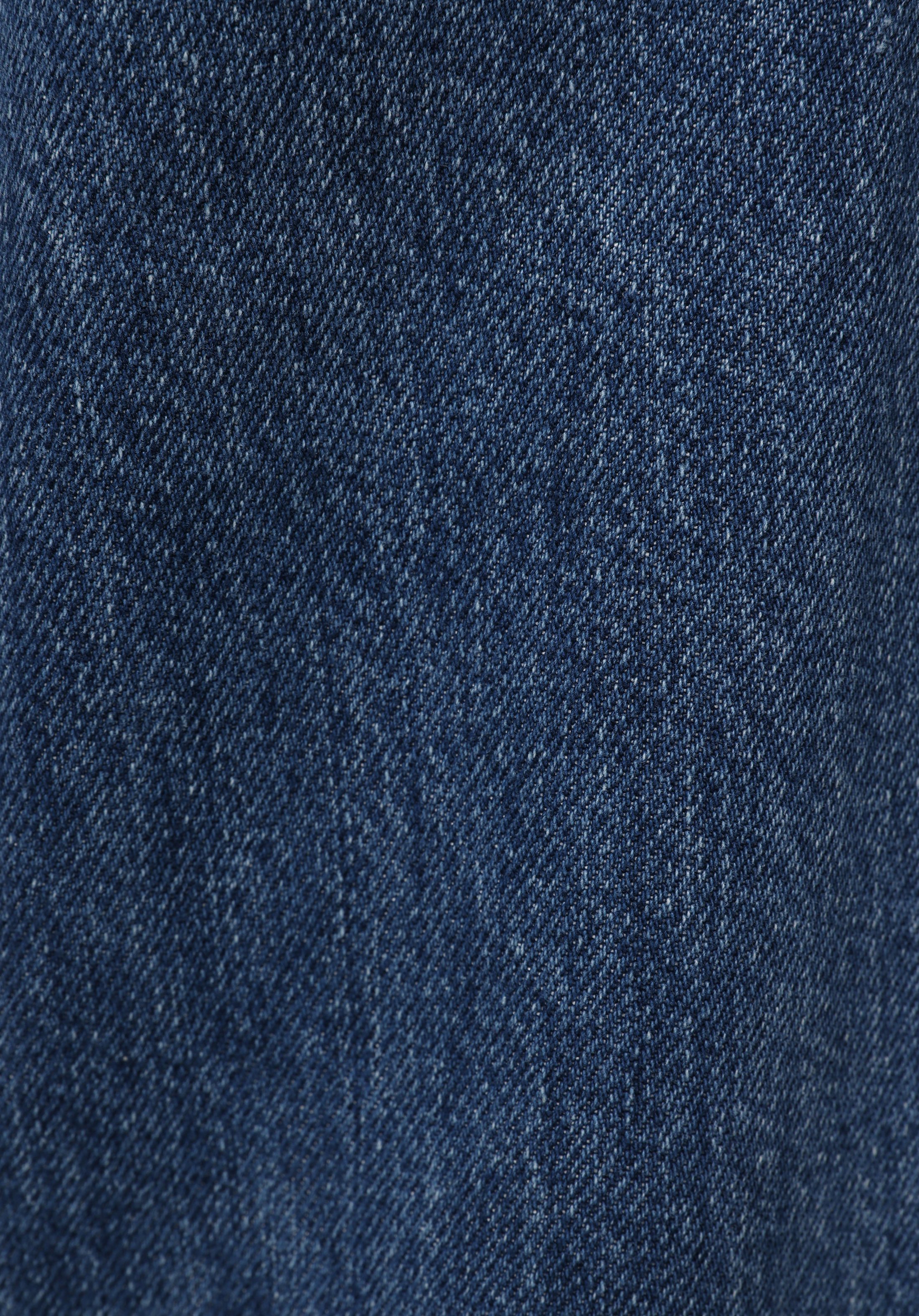 Straight Fit Orta Bel Düz Paça Kadın İndigo Jean Pantolon