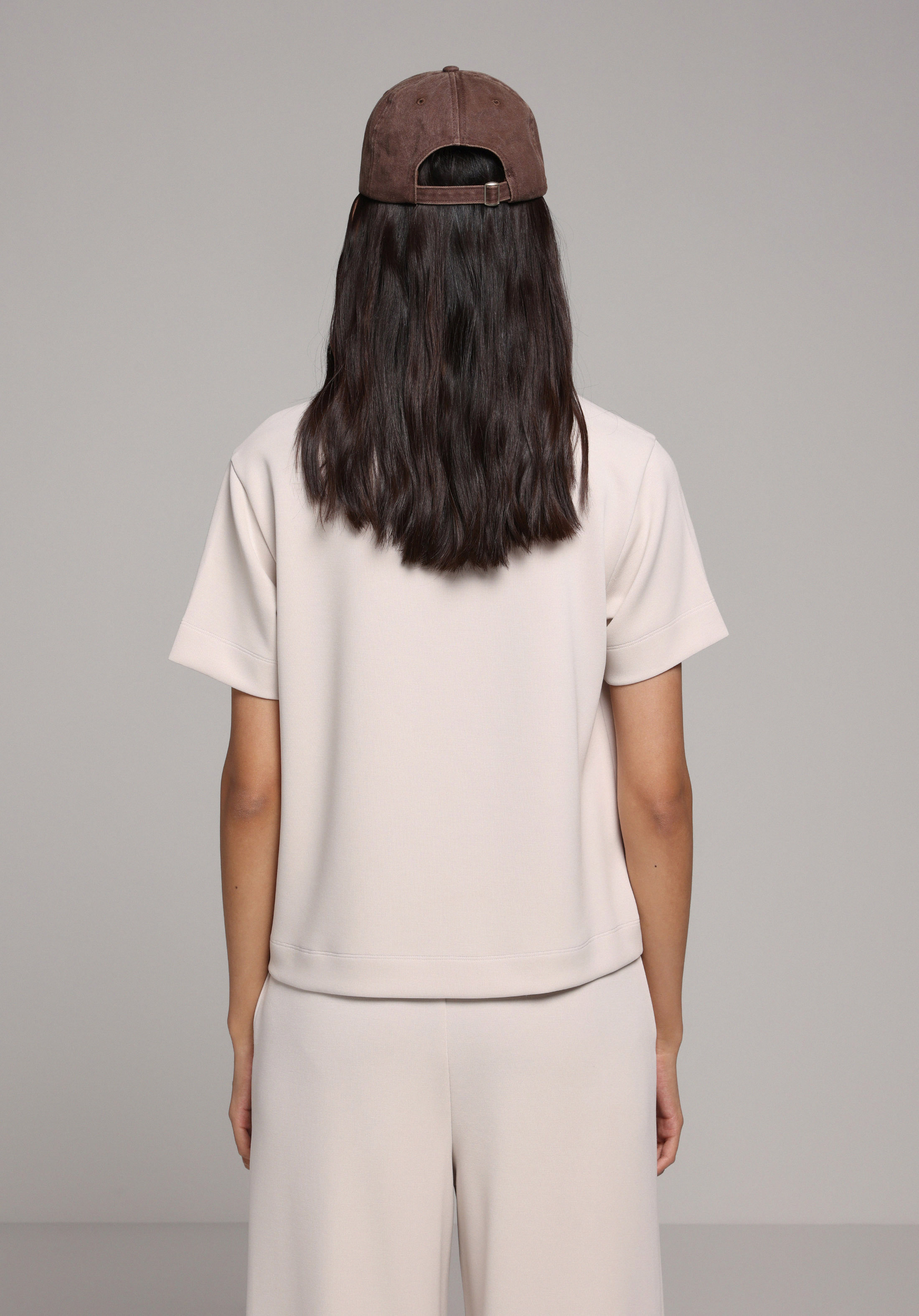 Regular Fit Yuvarlak Yaka  Kadın Taş Kısa Kol Tişört