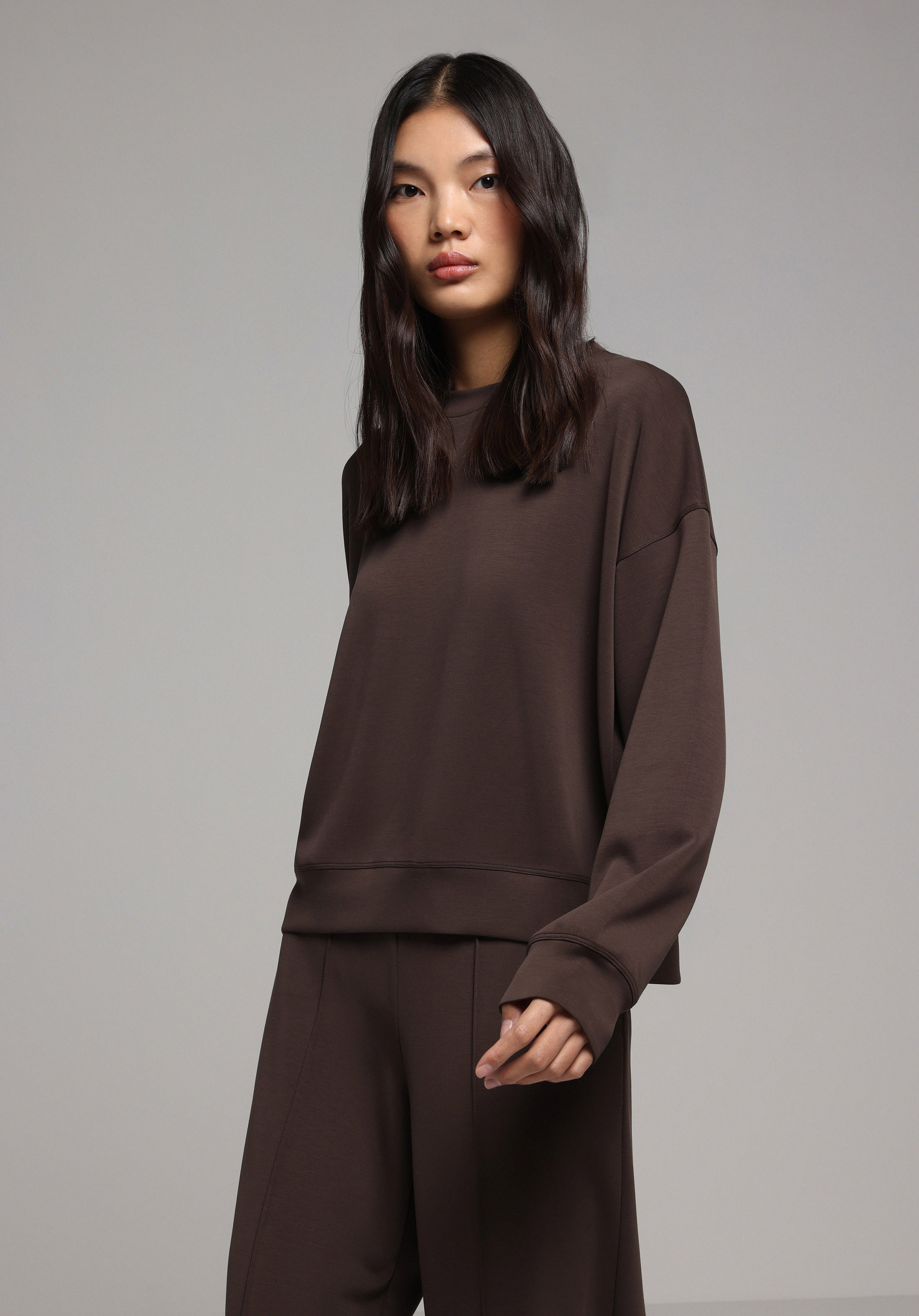 Regular Fit Yuvarlak Yaka Düz Kadın Kahverengi Sweatshirt