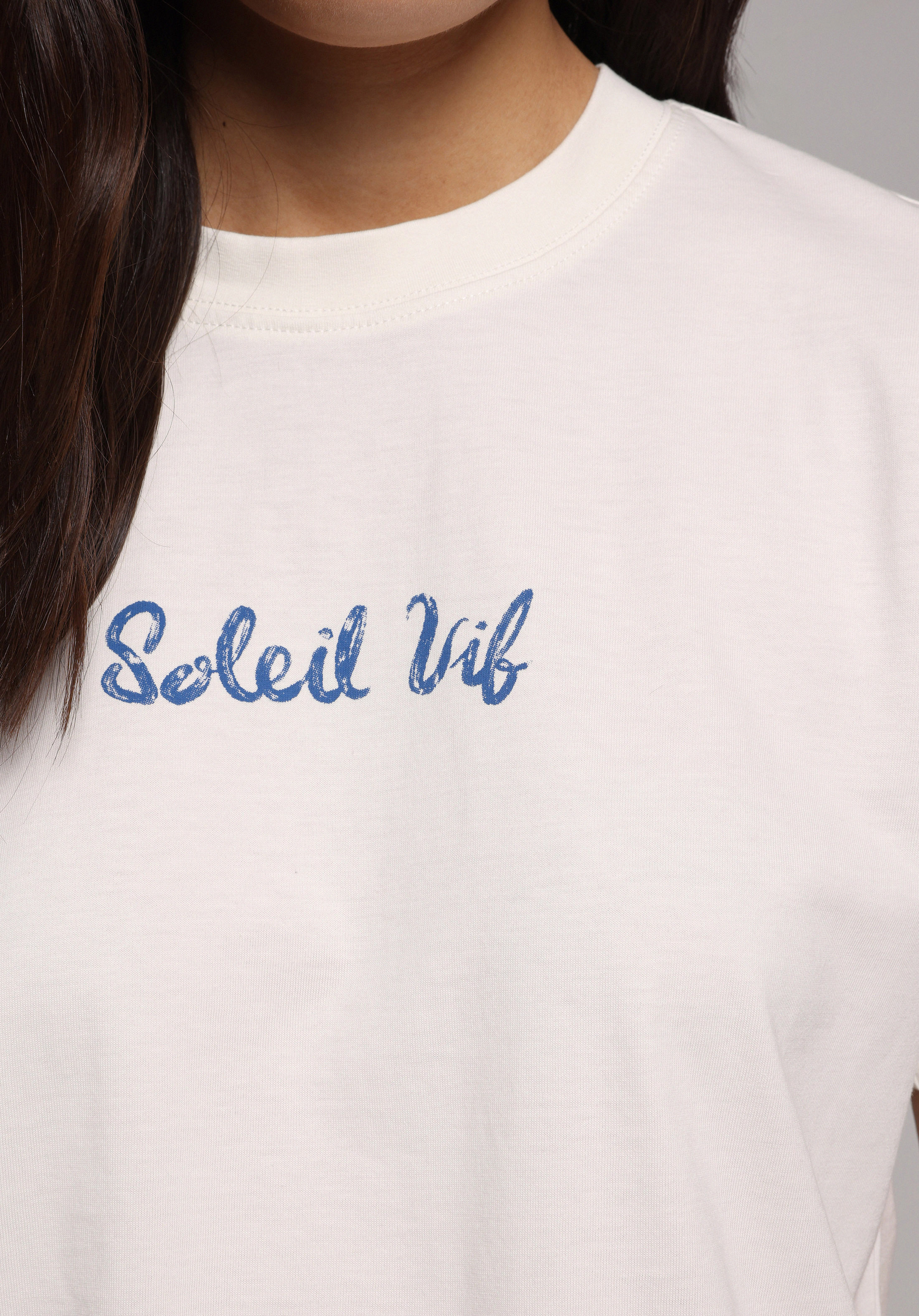 Boxy Fit Yuvarlak Yaka Baskılı Kadın Beyaz Kısa Kol Tişört