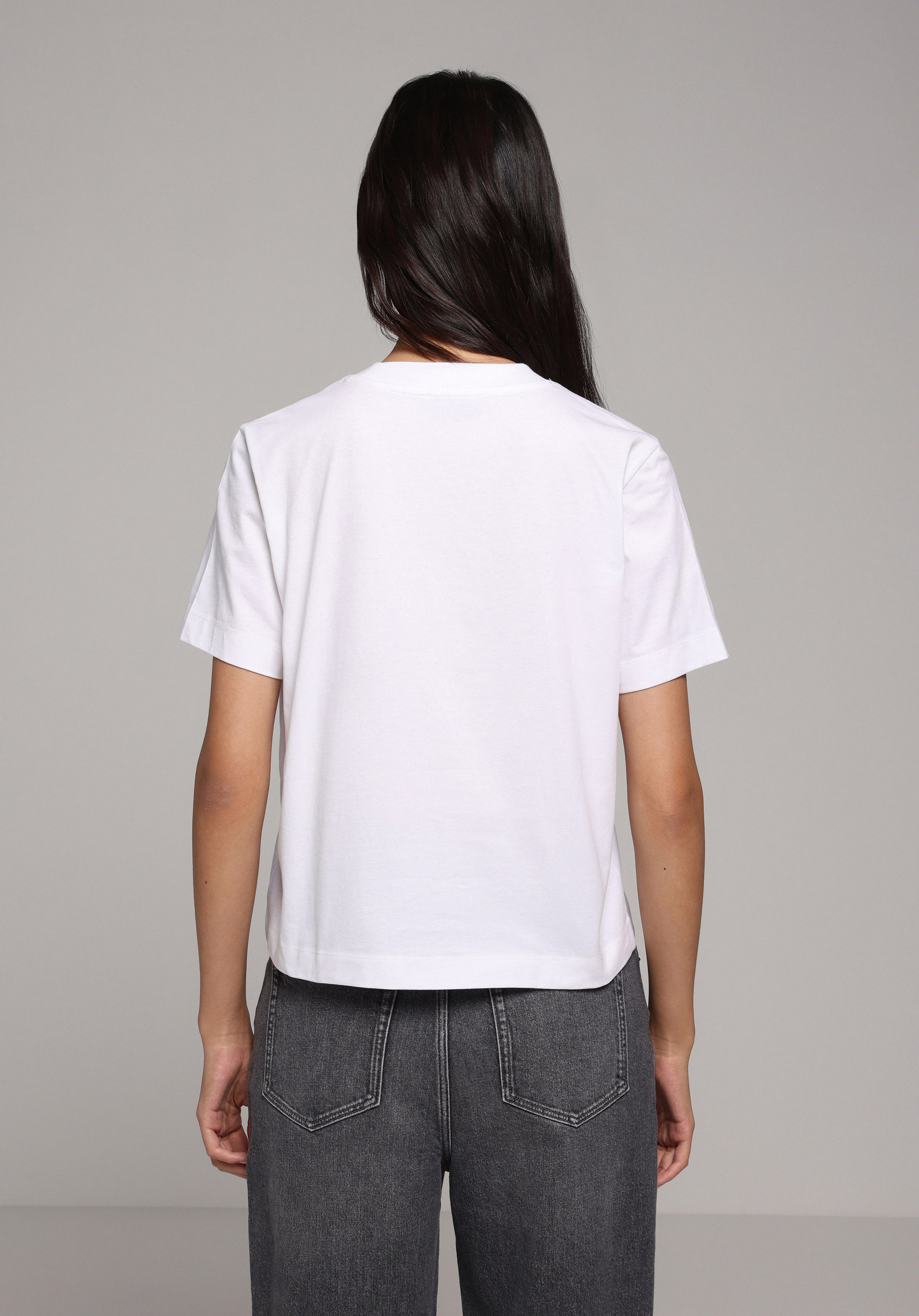 Boxy Fit Yuvarlak Yaka Baskılı Kadın Beyaz Kısa Kol Tişört