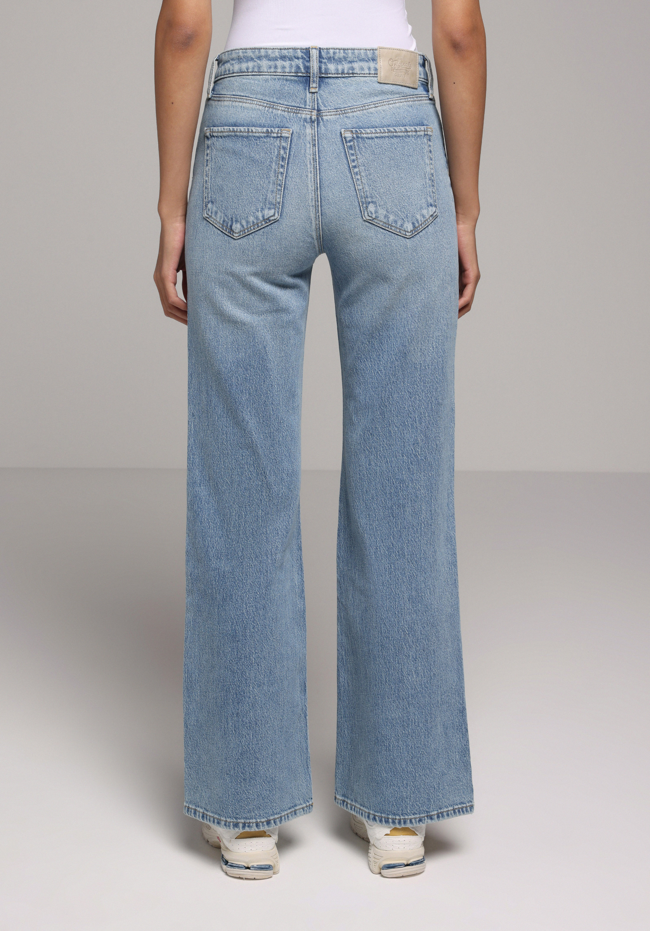 Regular Fit   Kadın Light İndigo Denim Jean Pantolon