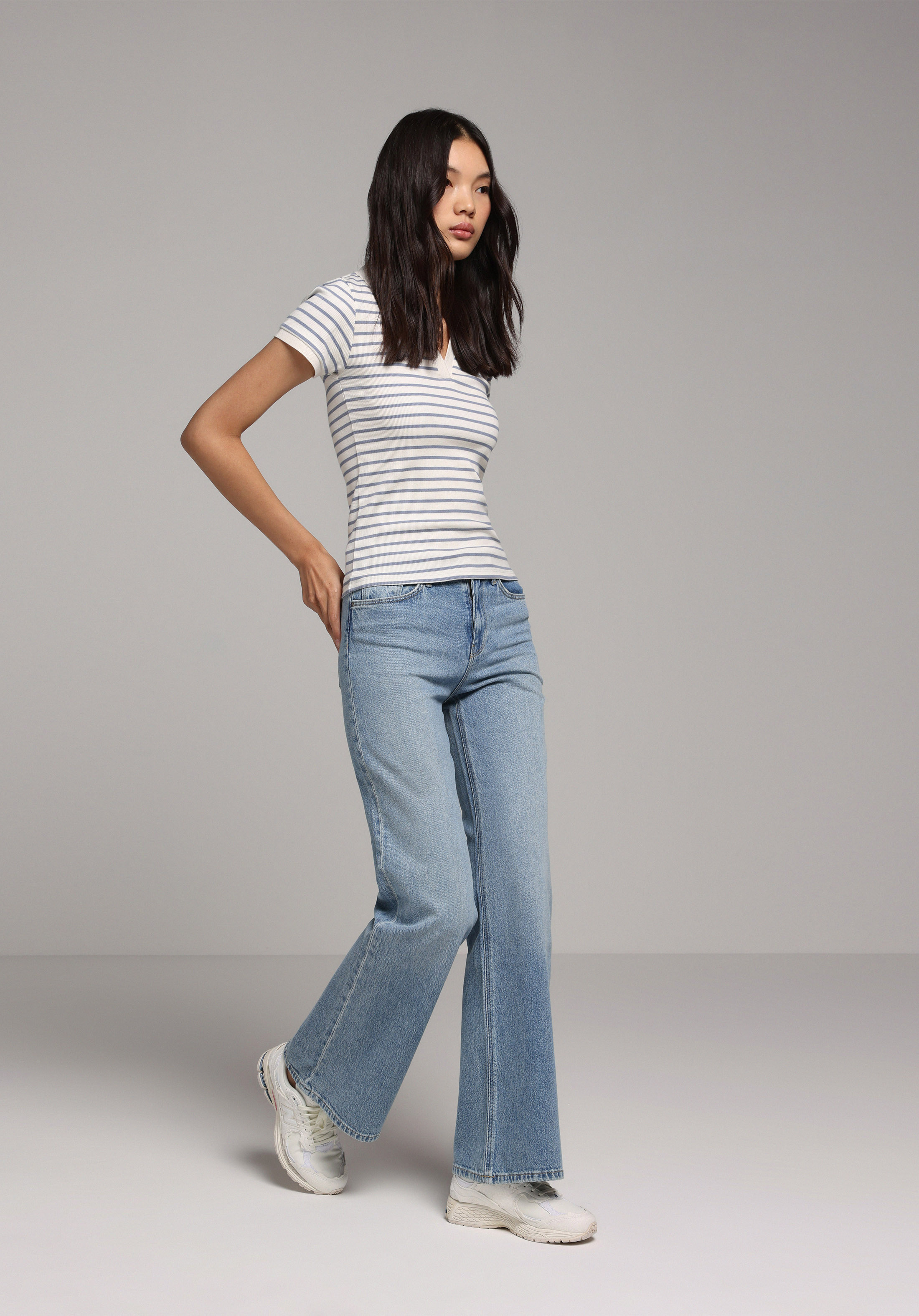 Regular Fit   Kadın Light İndigo Denim Jean Pantolon