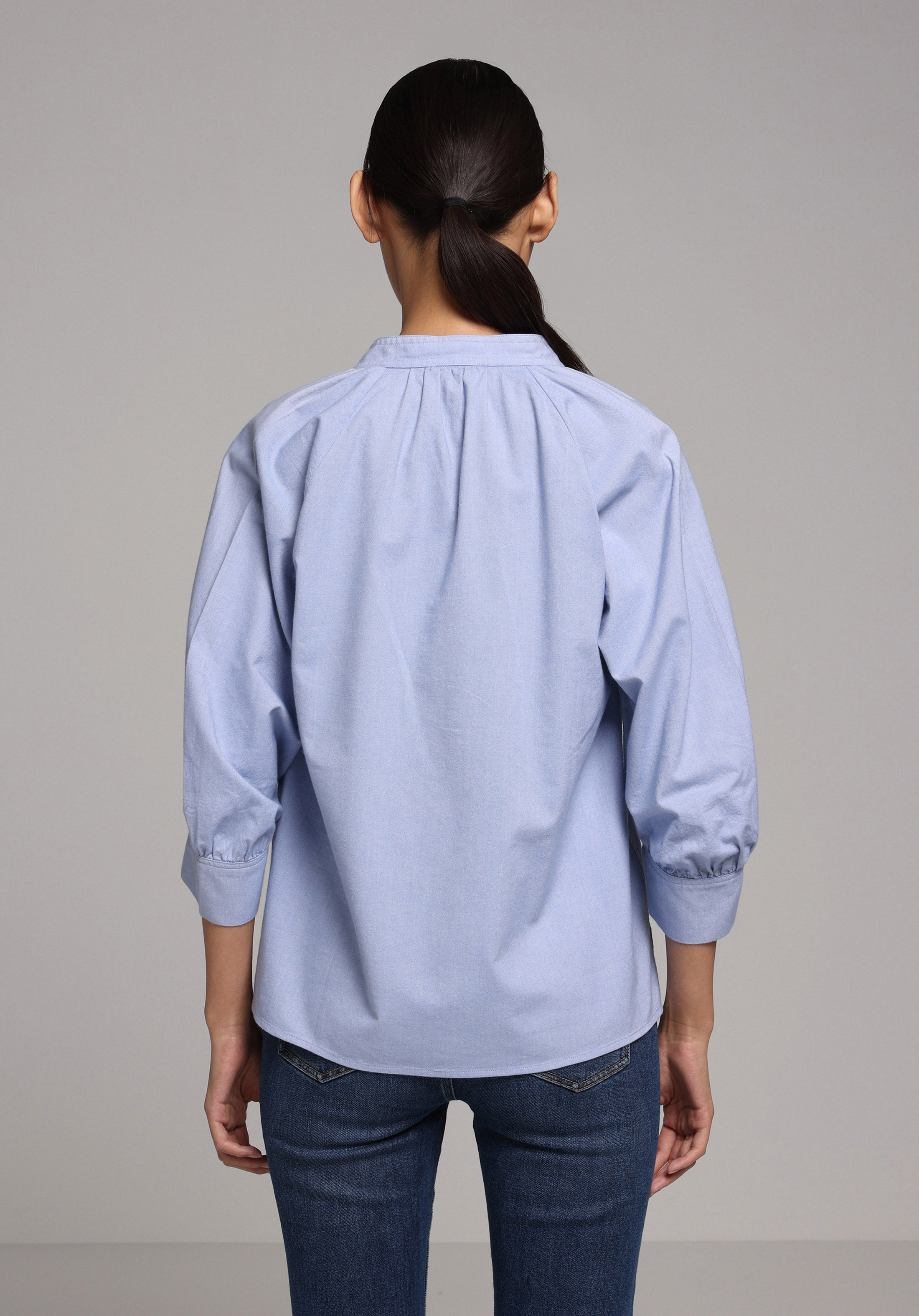 Fashion Fit Hakim Yaka Düz Kadın Mavi Uzun Kol Gömlek