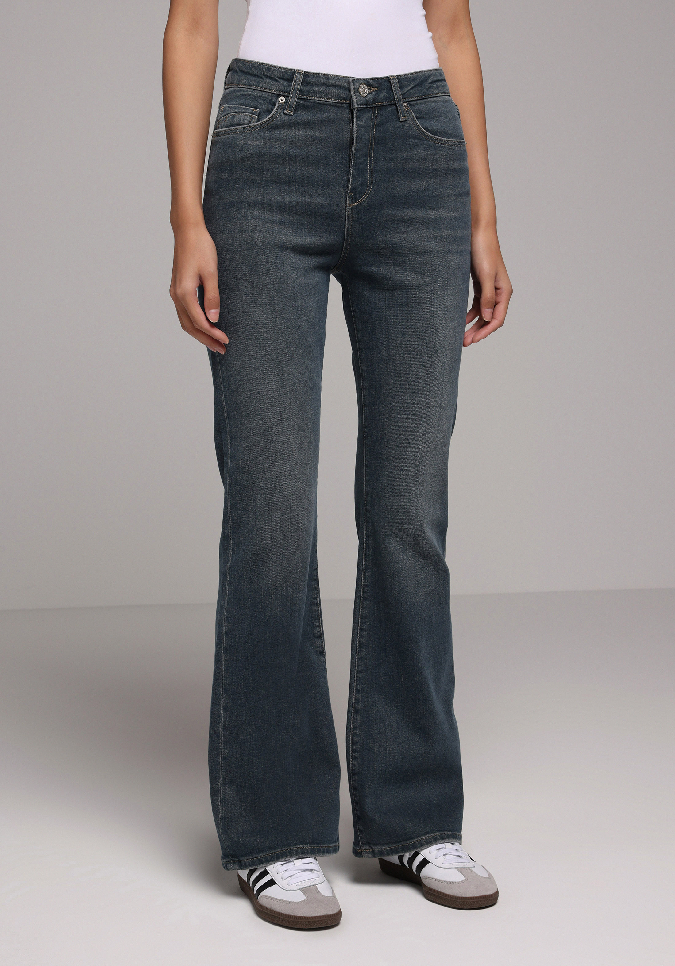 Regular Fit   Kadın Yeşil Jean Pantolon