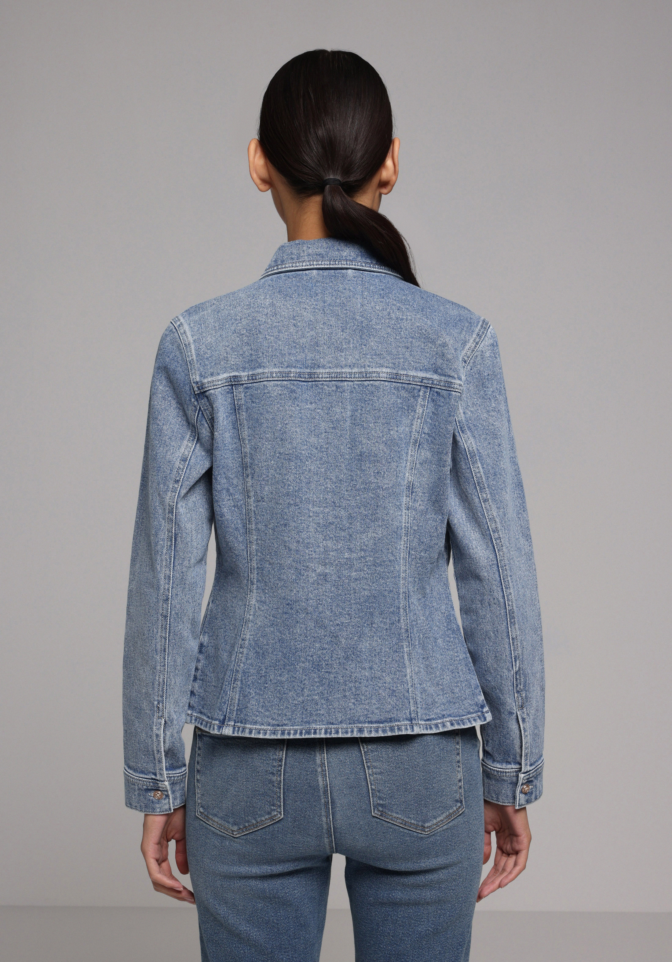 Slim Fit Klasik Yaka Düz Kadın Light İndigo Denim Shacket