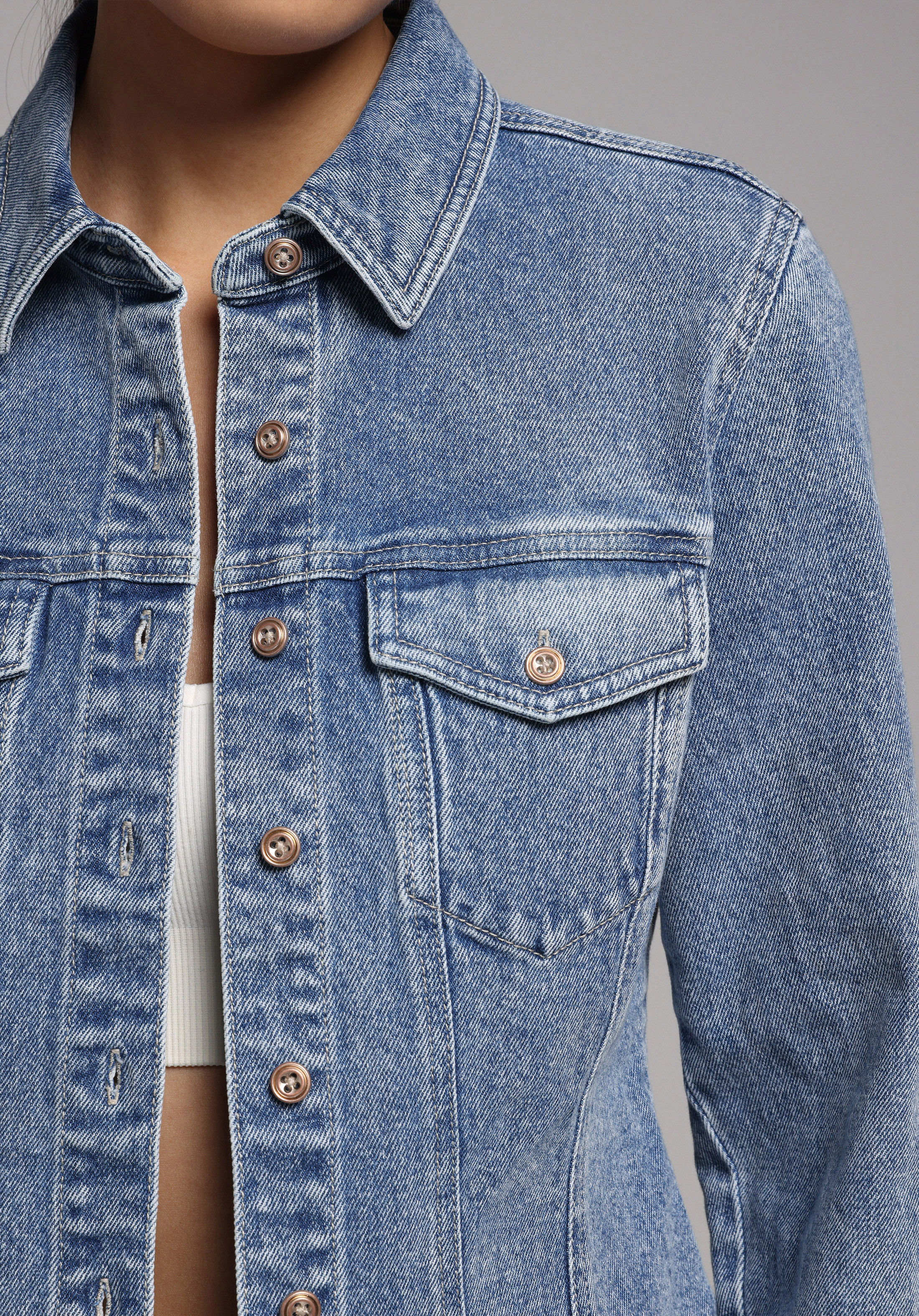 Slim Fit Klasik Yaka Düz Kadın Light İndigo Denim Shacket