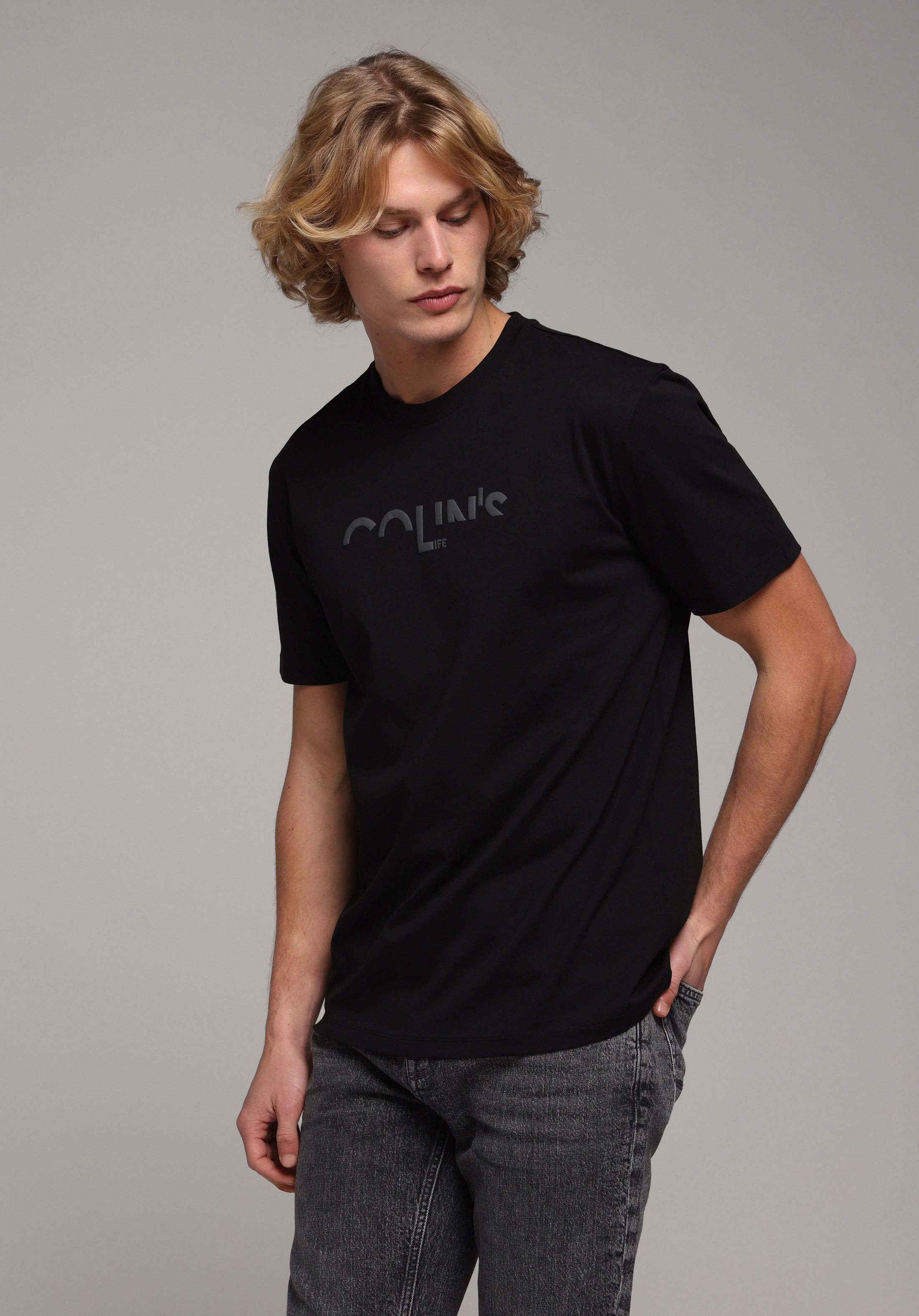 Regular Fit Yuvarlak Yaka Düz Erkek Siyah Kısa Kol Tişört