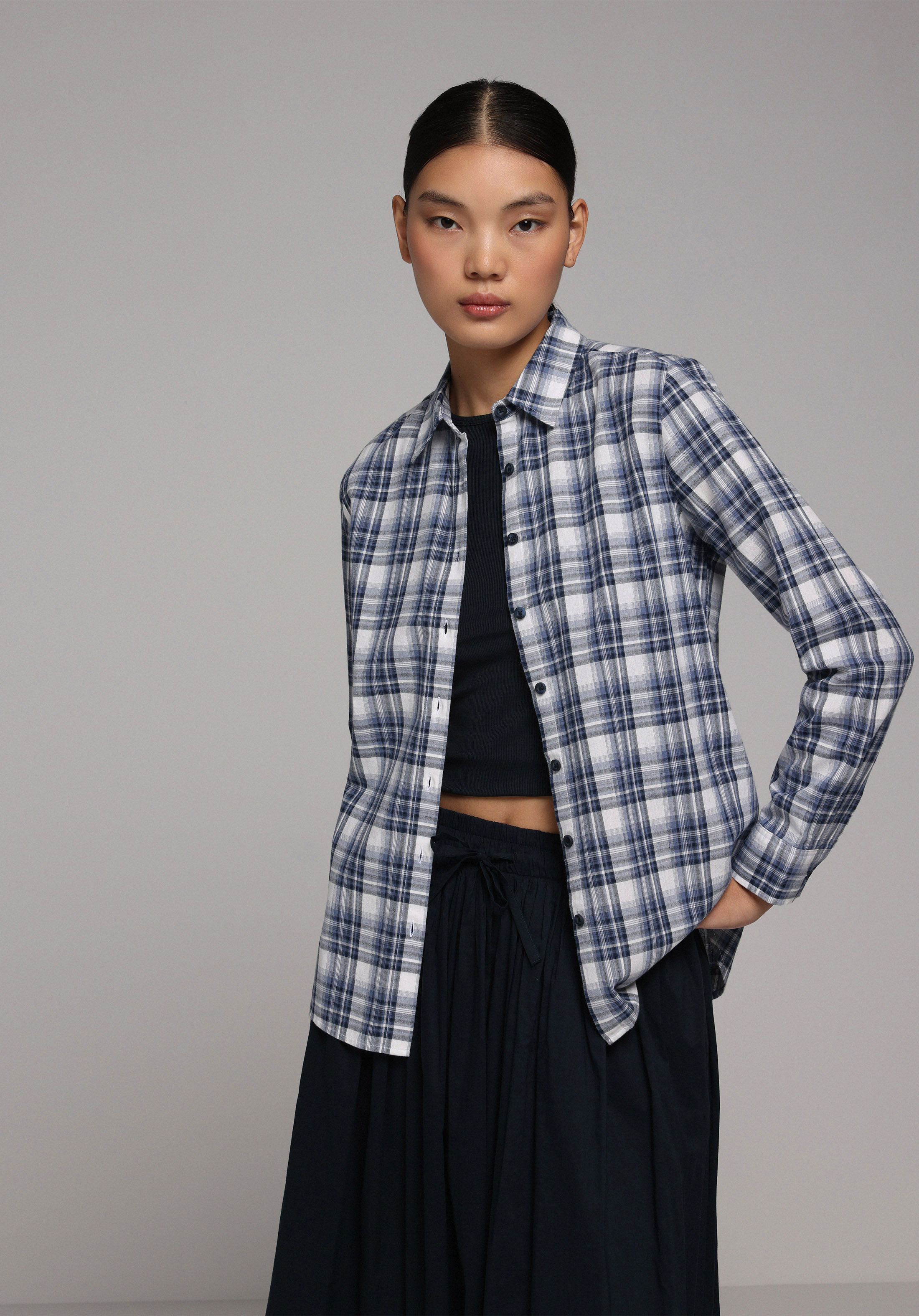 Regular Fit Shirt Neck Kareli Kadın Lacivert Uzun Kol Gömlek