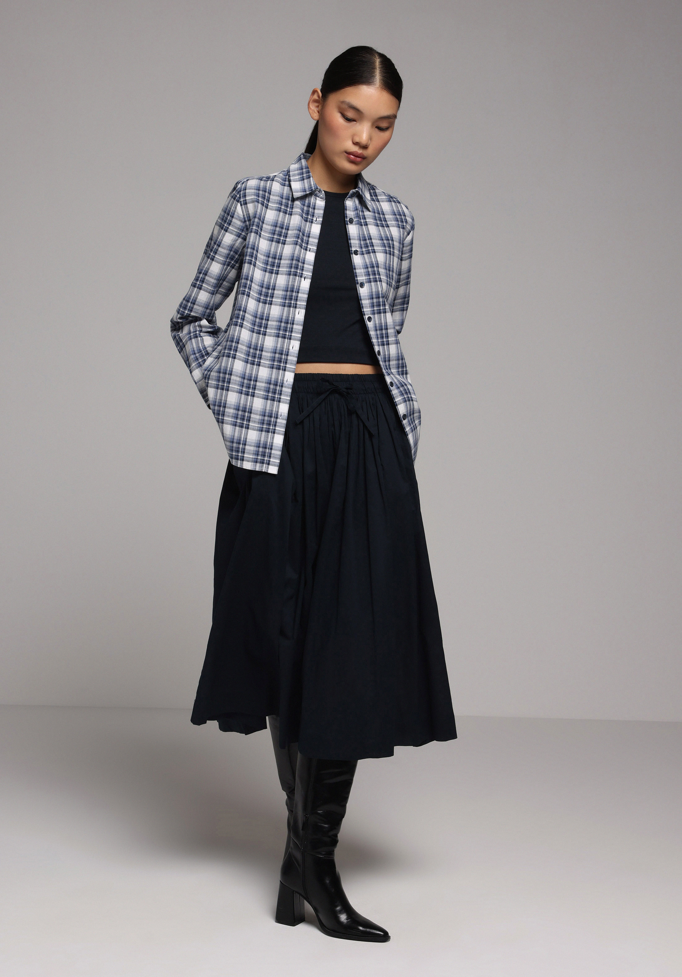 Regular Fit Shirt Neck Kareli Kadın Lacivert Uzun Kol Gömlek