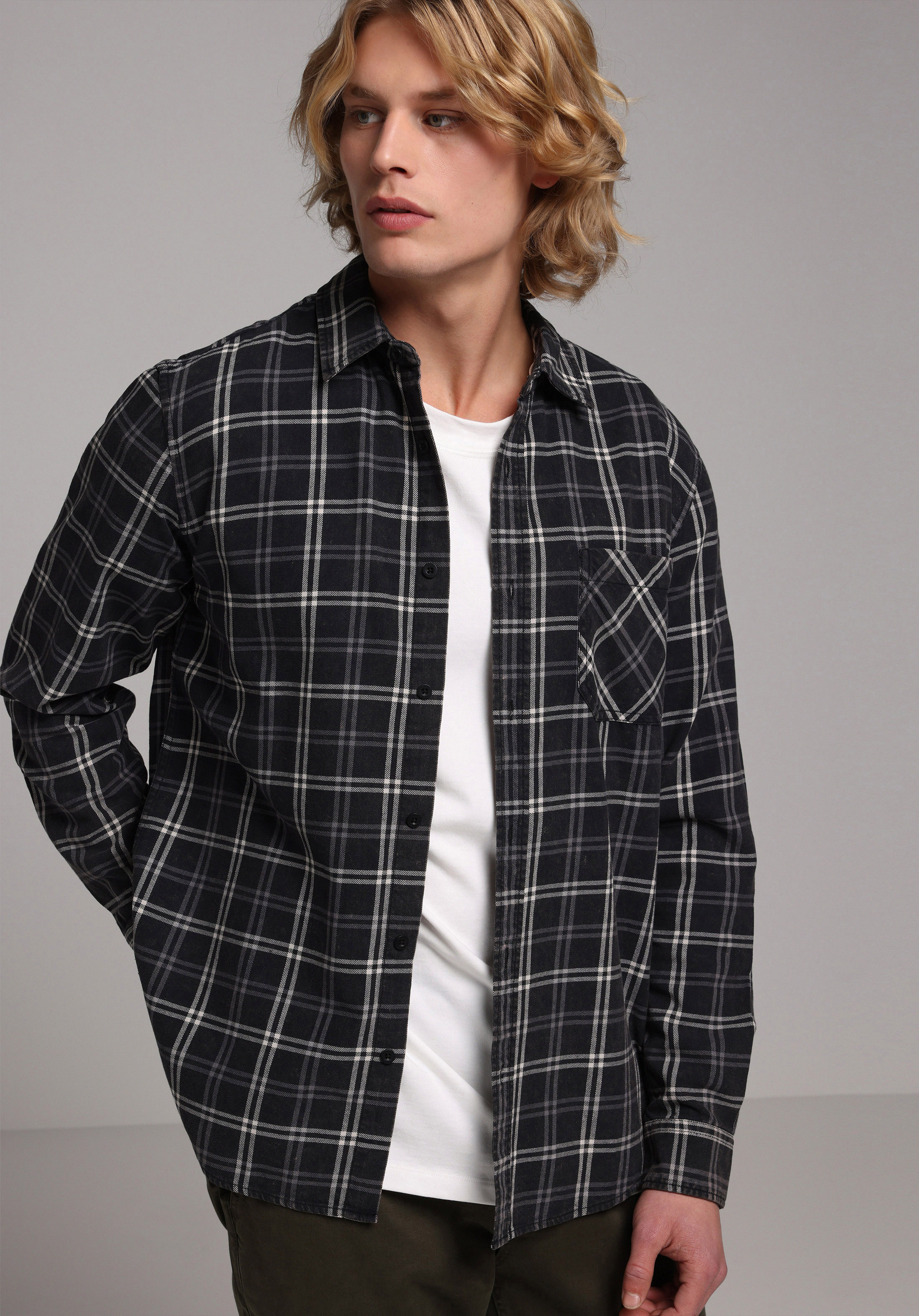 Regular Fit Shirt Neck Ekoseli Erkek Siyah Uzun Kol Gömlek