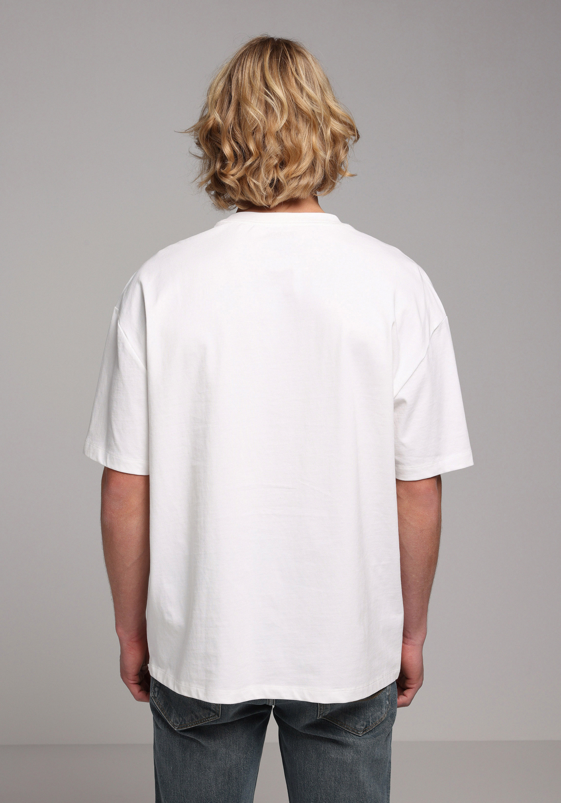 Oversize Fit Yuvarlak Yaka Düz Erkek Beyaz Kısa Kol Tişört