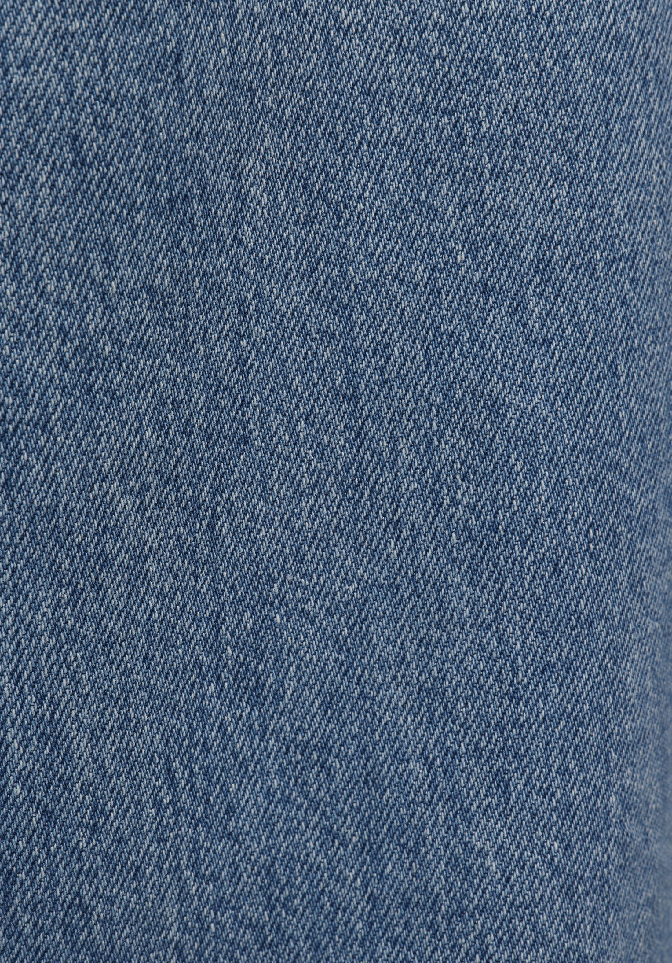 Regular Fit   Kadın Light İndigo Denim Jean Pantolon