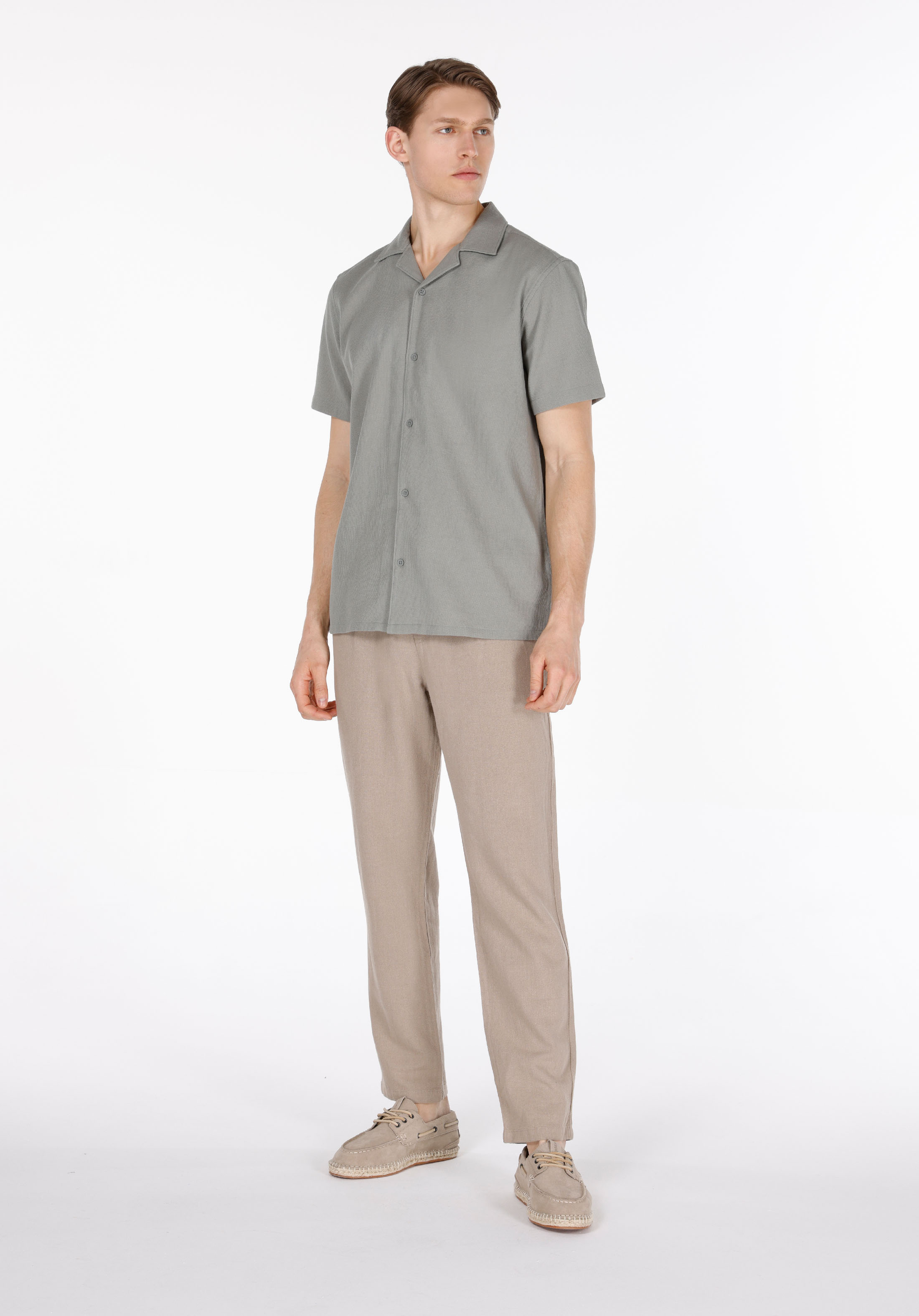 Regular Fit Shirt Neck Düz Erkek Yeşil Kısa Kol Gömlek