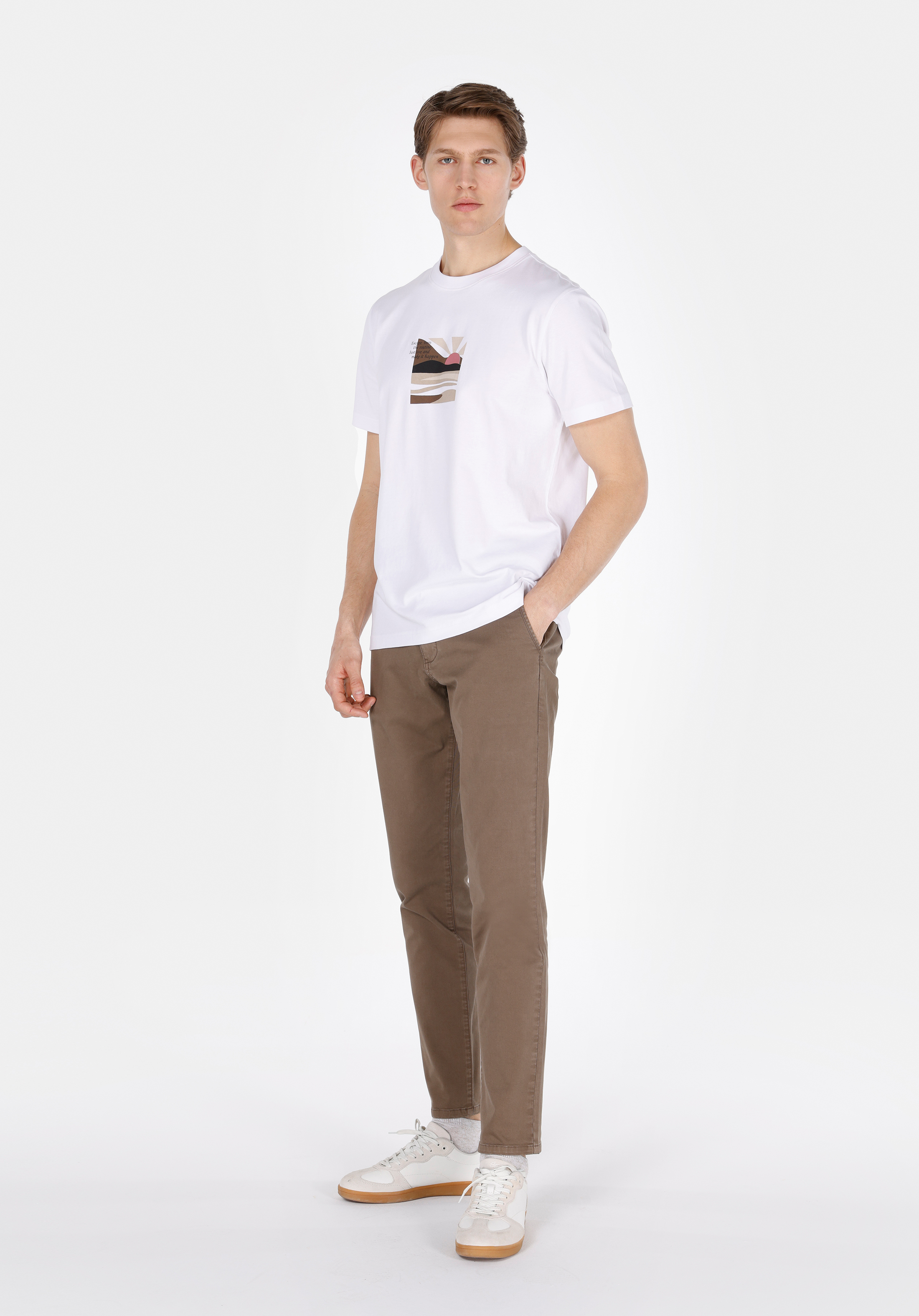 Regular Fit Yuvarlak Yaka Düz Erkek Beyaz Kısa Kol Tişört