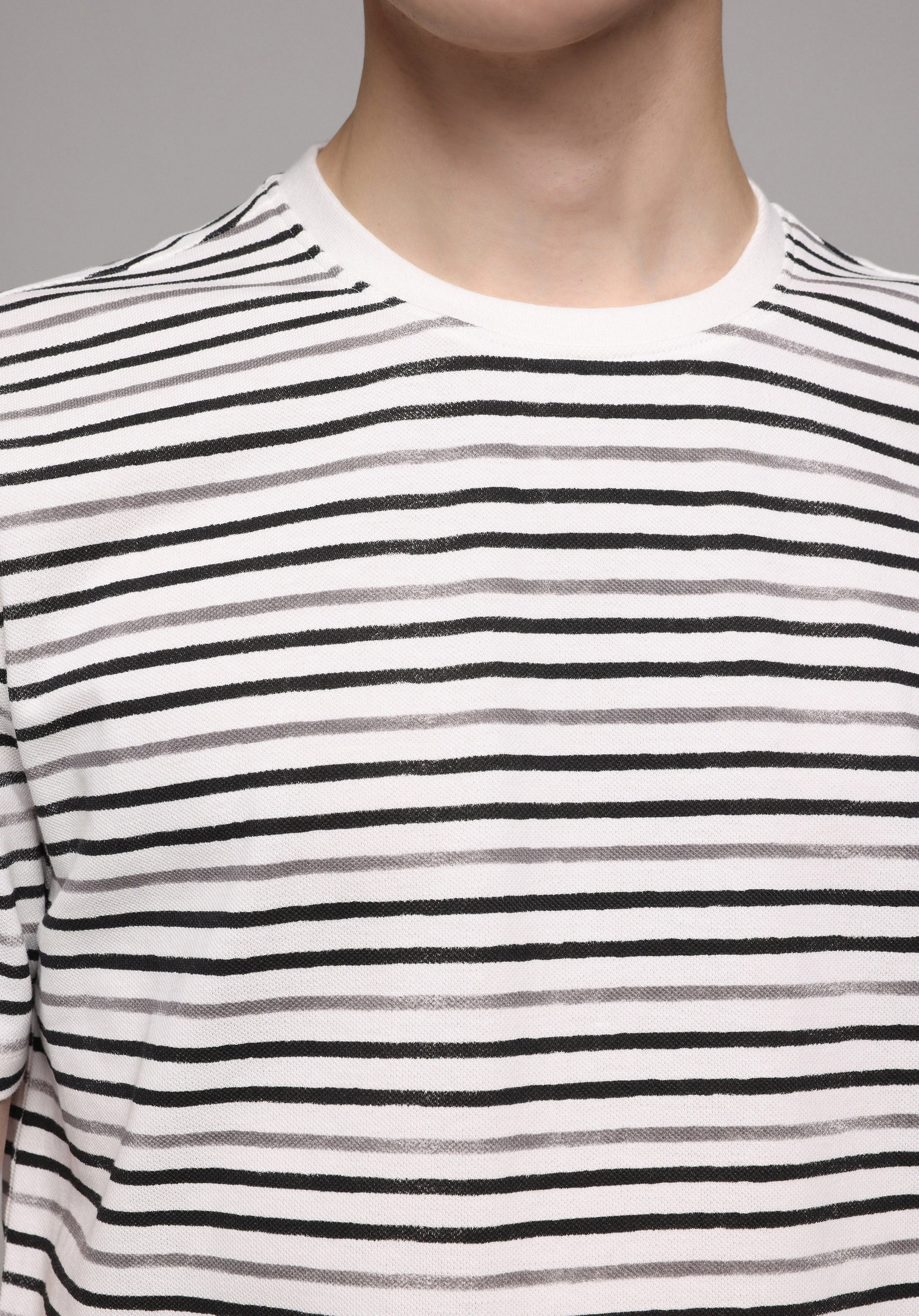 Regular Fit Yuvarlak Yaka Çizgili Erkek Gri Kısa Kol Tişört