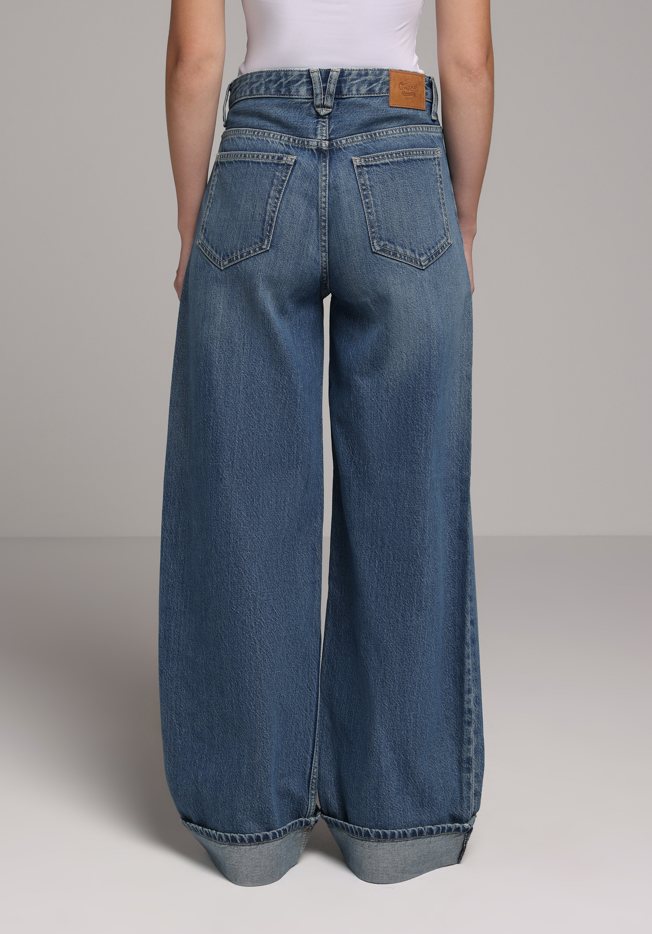 Loose Fit Düşük Bel Geniş Paça Kadın İndigo Jean Pantolon