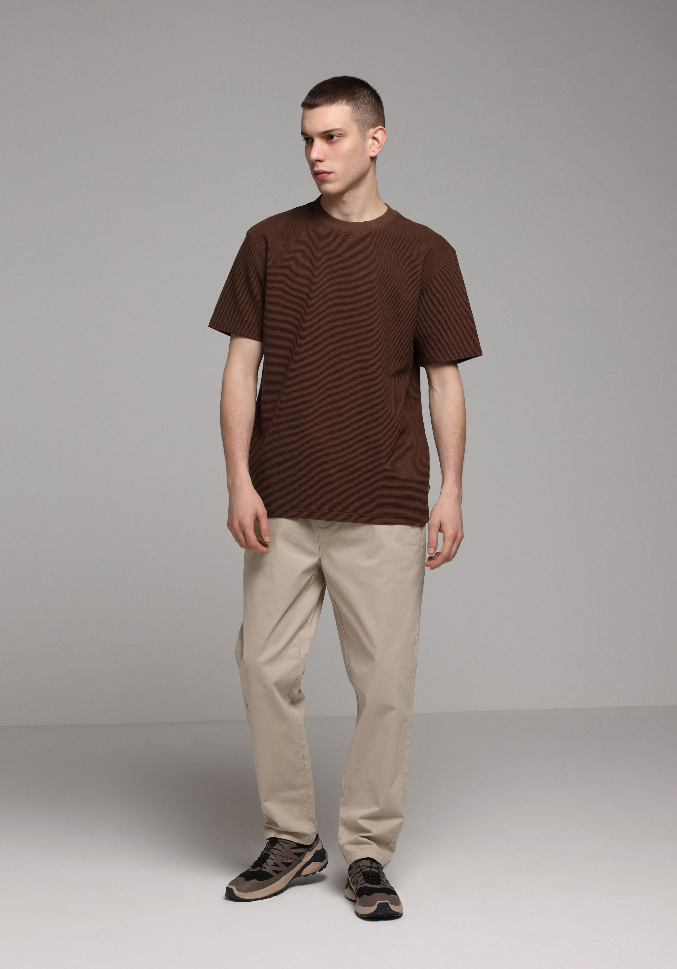 Comfort Fit Yuvarlak Yaka Düz Erkek Kahverengi Kısa Kol Tişört